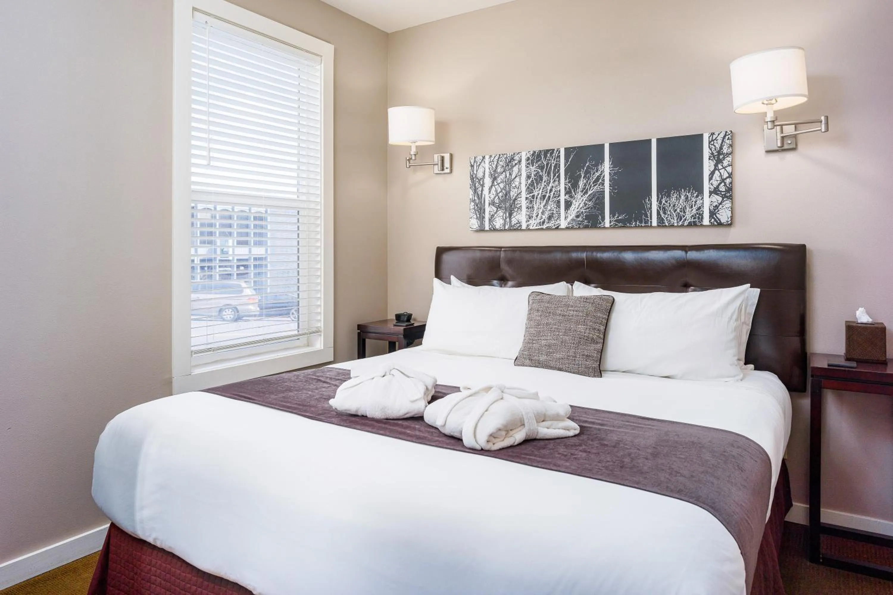 Bed in Bird Rock Hotel