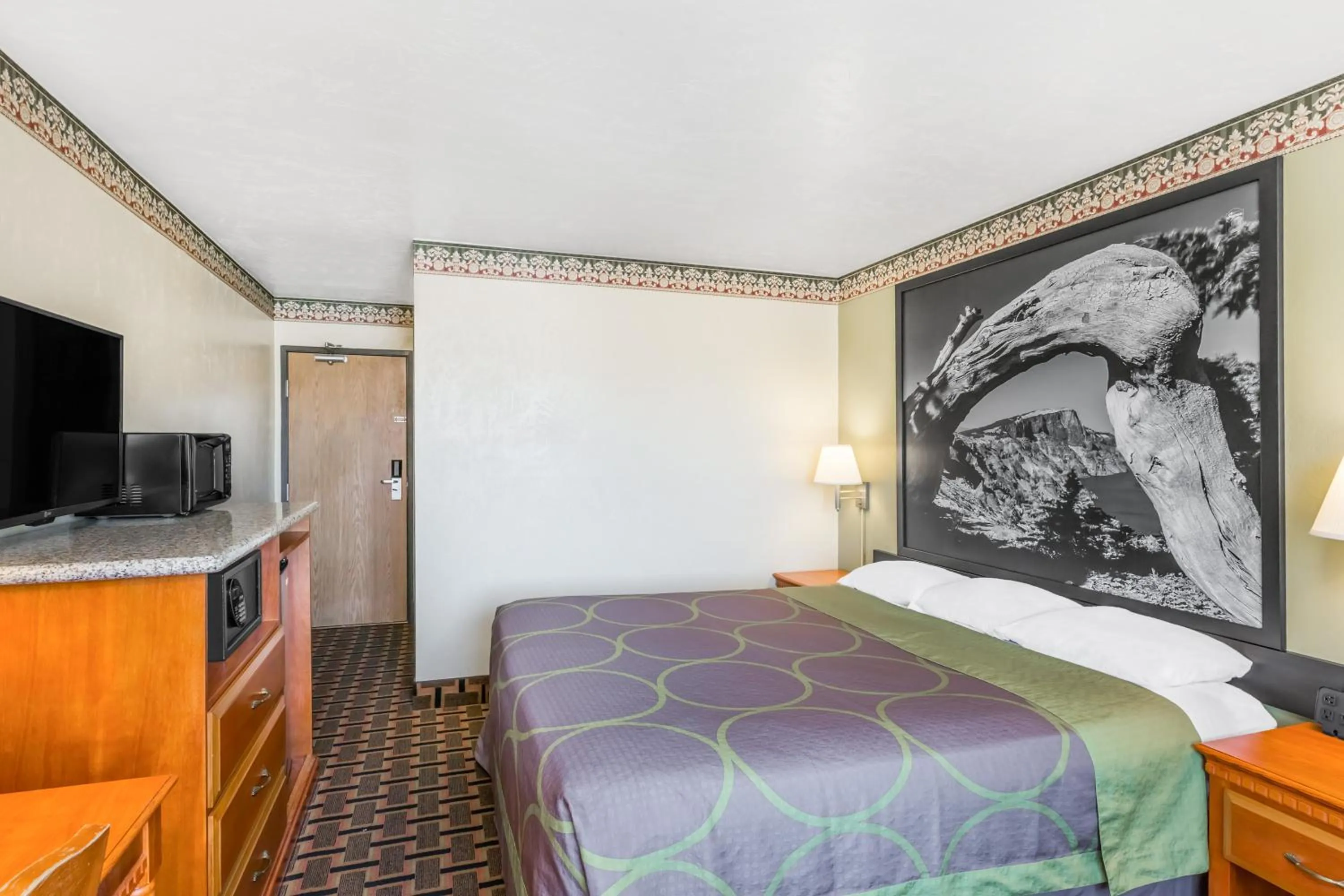Bed in Super 8 by Wyndham Grants Pass