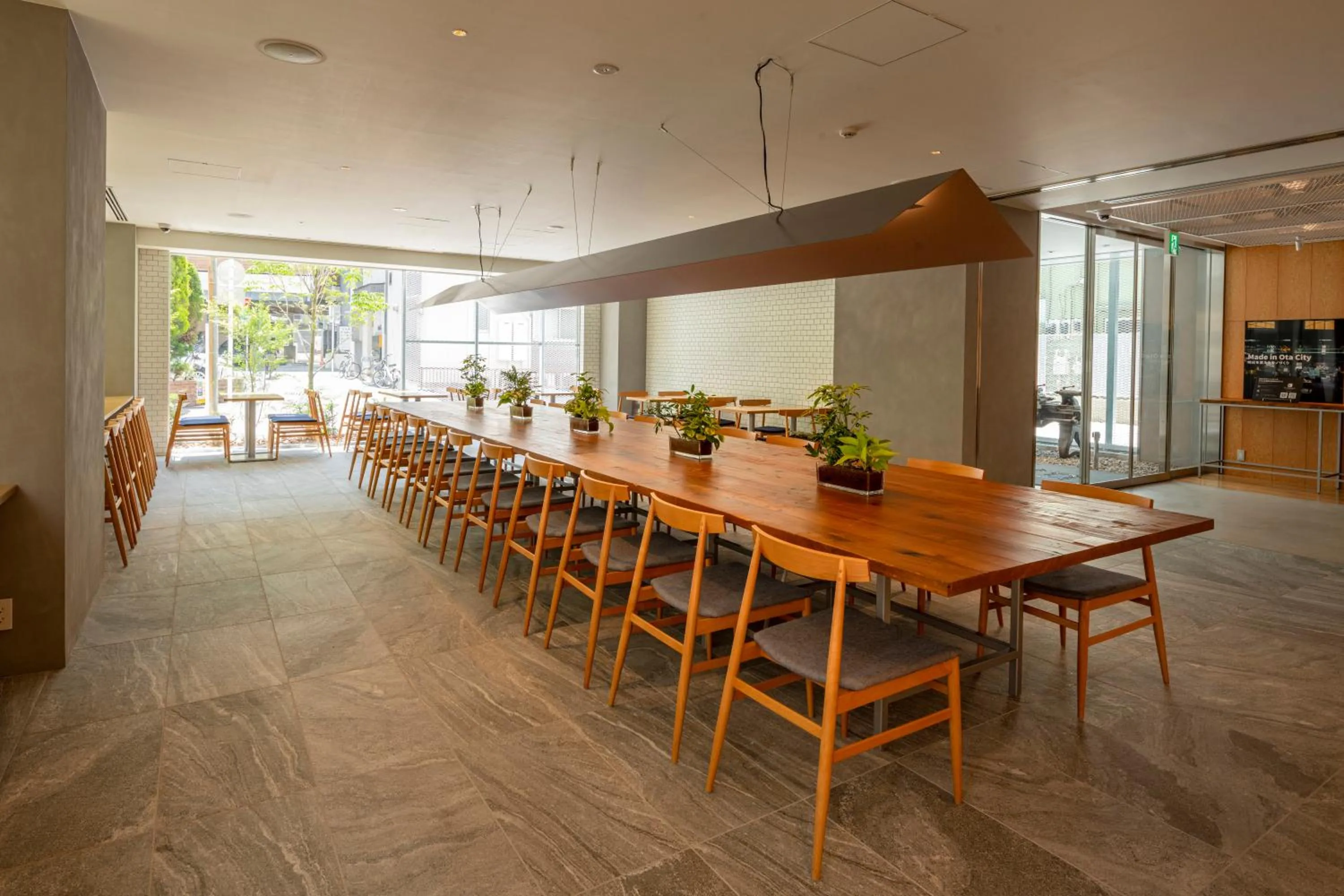 Restaurant/places to eat in Hotel Oriental Express Tokyo Kamata