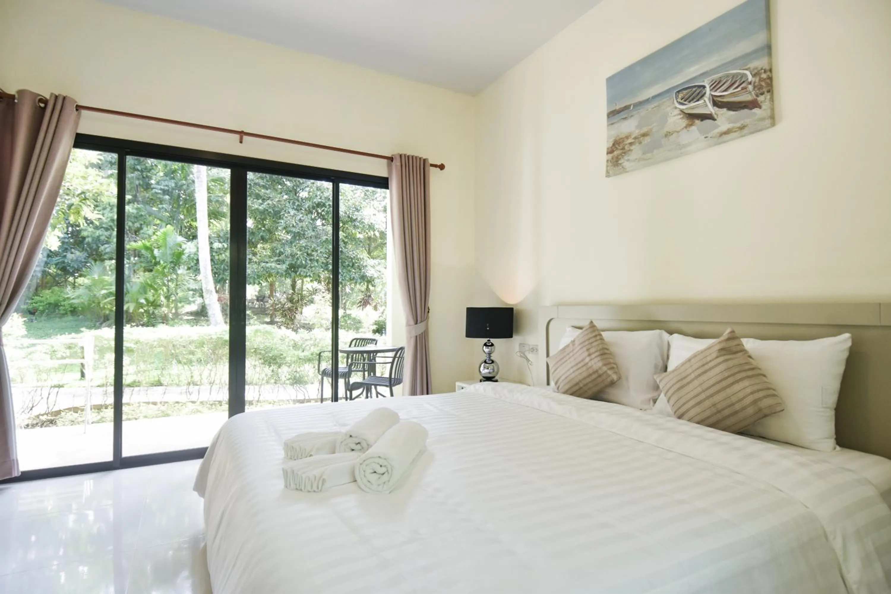 Bed in Garden Villa Khaolak