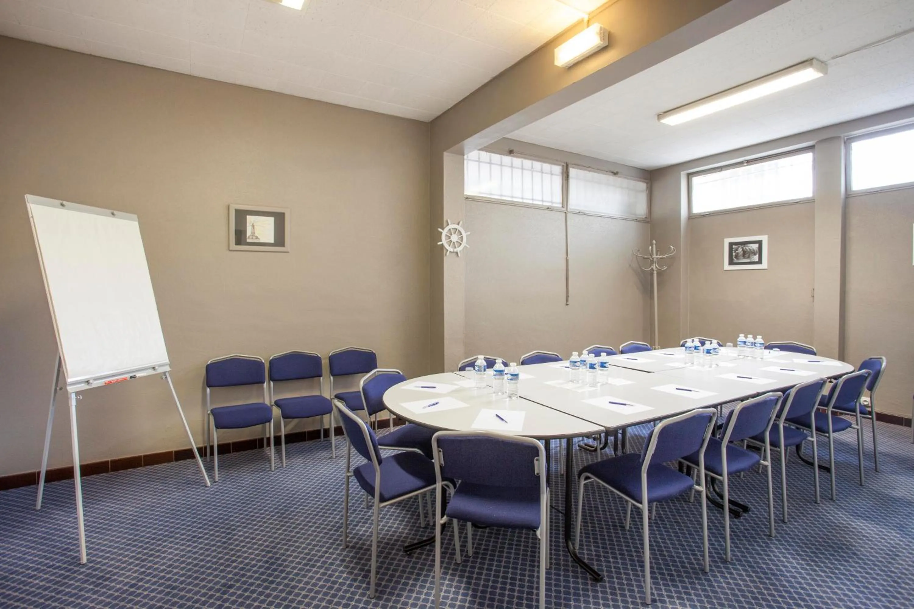 Meeting/conference room in Hôtel Les Gens de Mer La Rochelle
