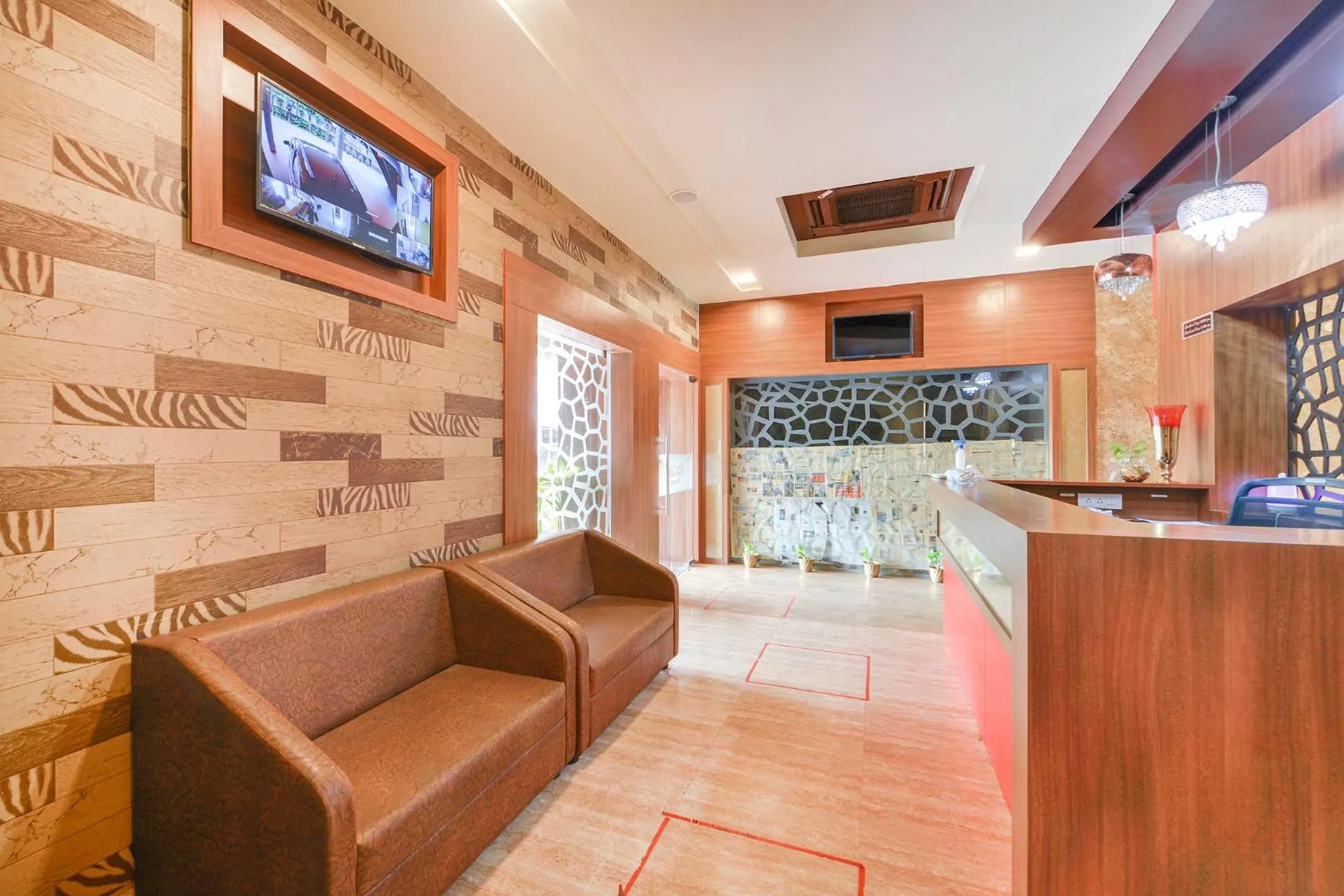 Lobby or reception in Nestlay Rooms Vanagaram
