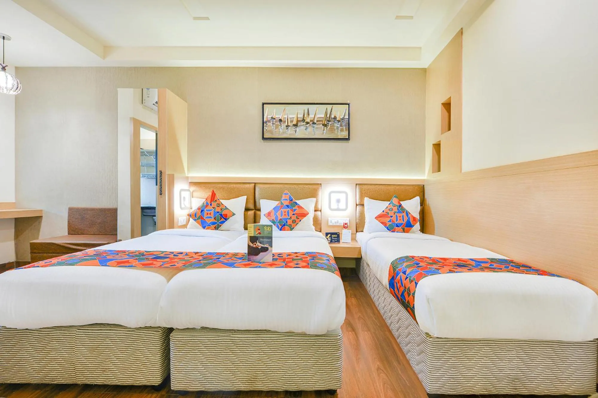 Seating area, Bed in Nestlay Rooms Vanagaram