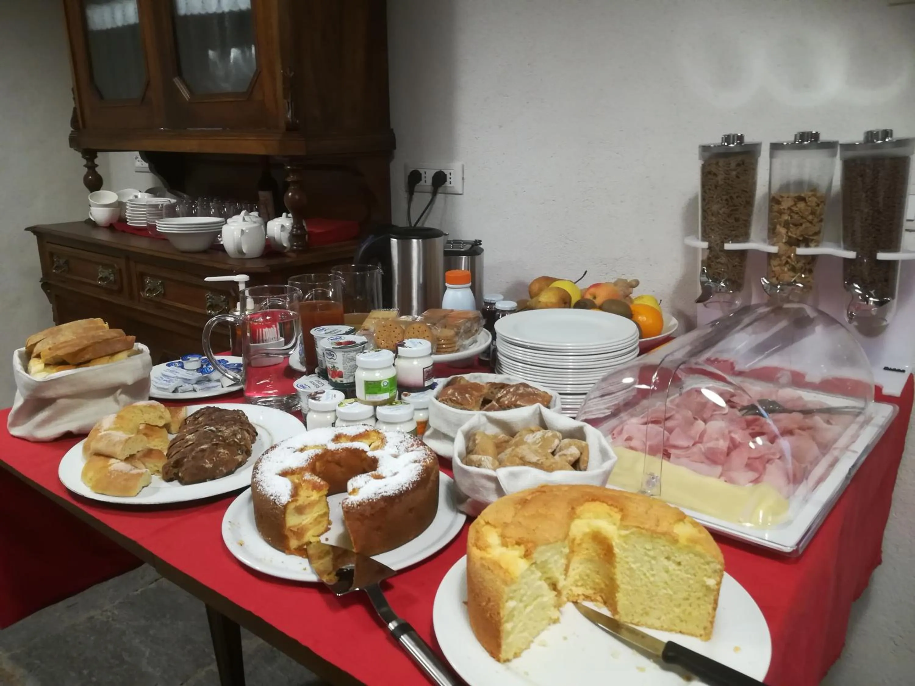 Sunrise in Hotel Albrici