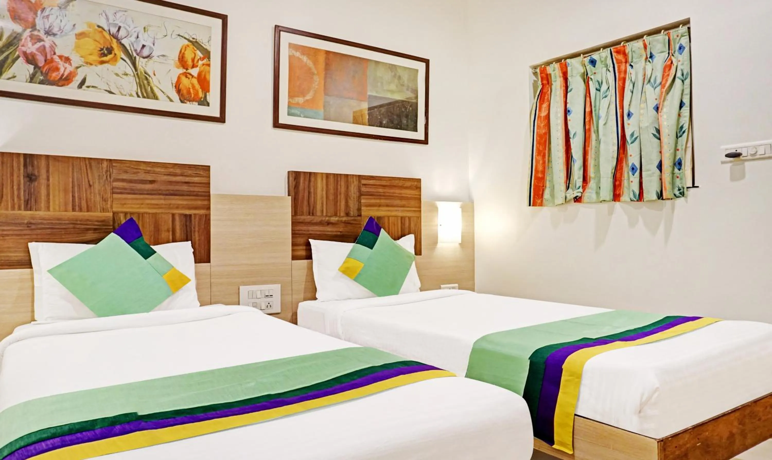 Bed in Hotel Madhav International Pune Railway Station