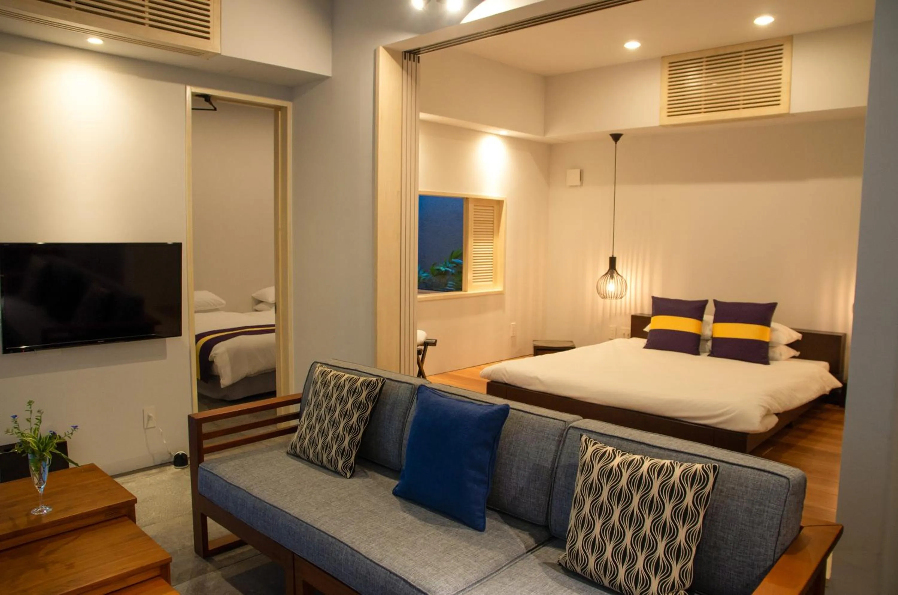 Living room, Bed in Hanalee Villa Kouri