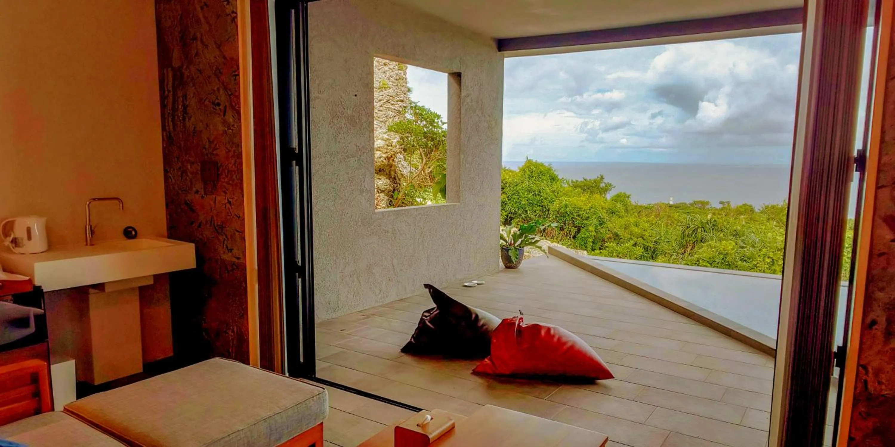 Balcony/Terrace in Hanalee Villa Kouri