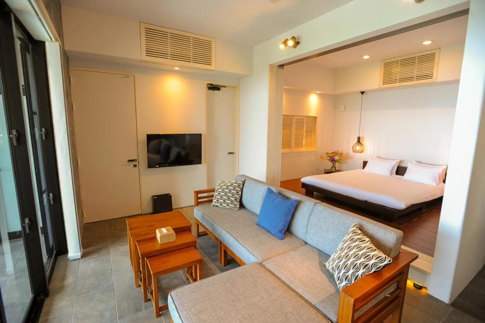 Living room, Bed in Hanalee Villa Kouri