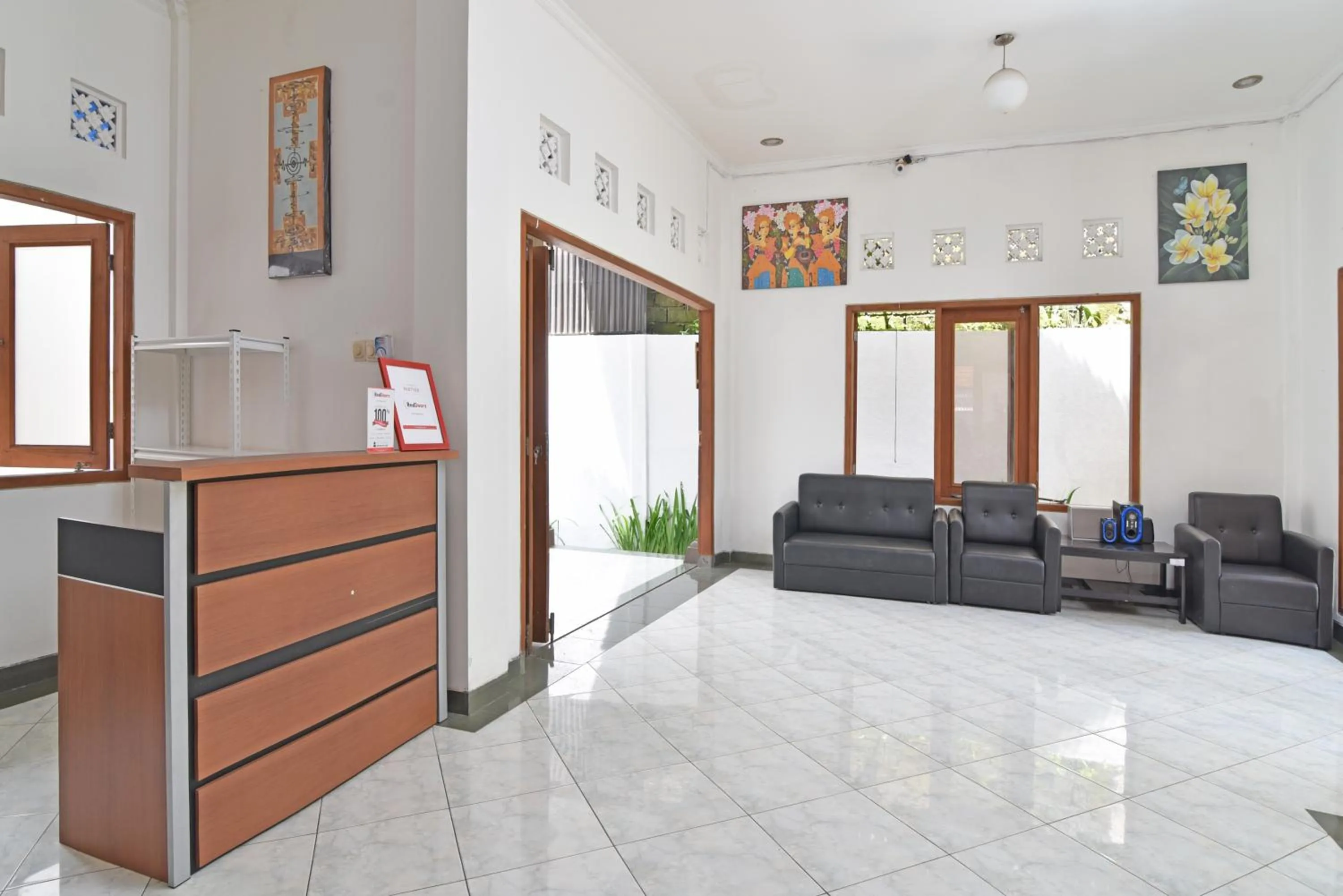 Lobby or reception in RedDoorz @ Jalan Gatot Subroto Denpasar