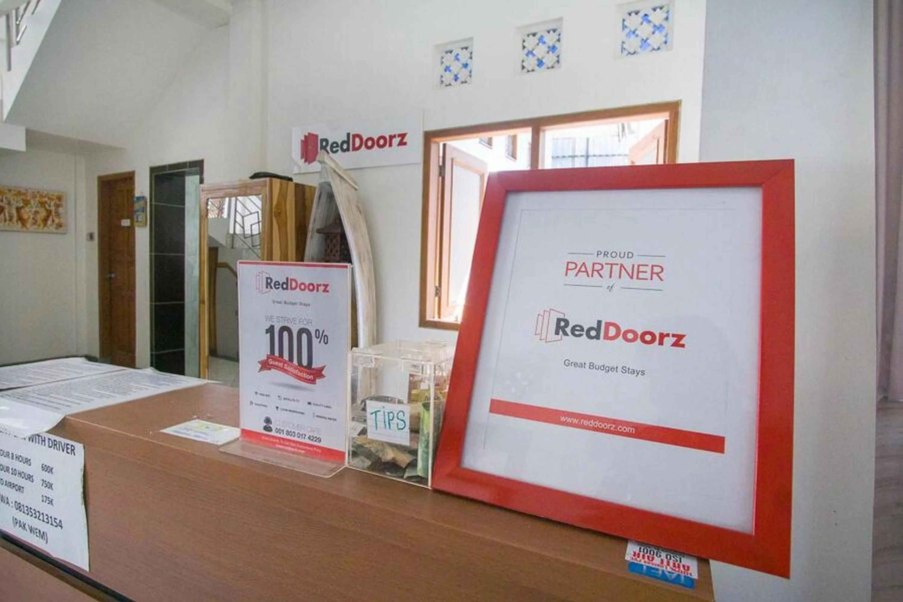 Lobby or reception, Bed in RedDoorz @ Jalan Gatot Subroto Denpasar