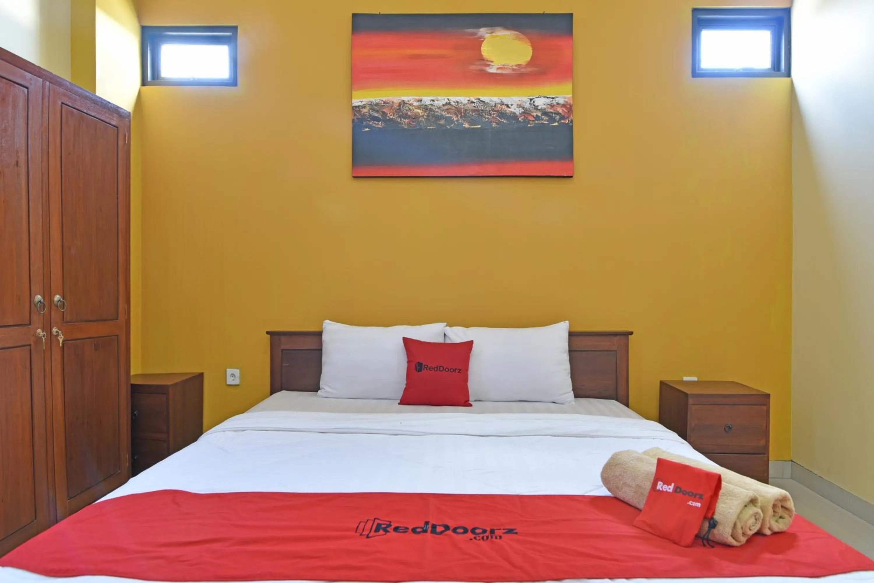 Bedroom, Bed in RedDoorz @ Uluwatu Bali