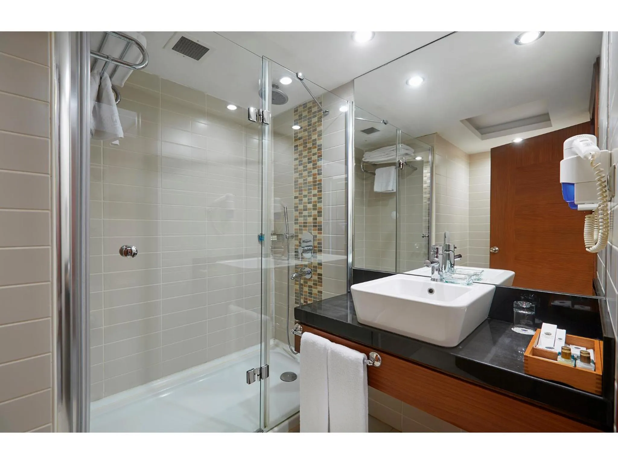 Bathroom in Kordon Hotel Pasaport