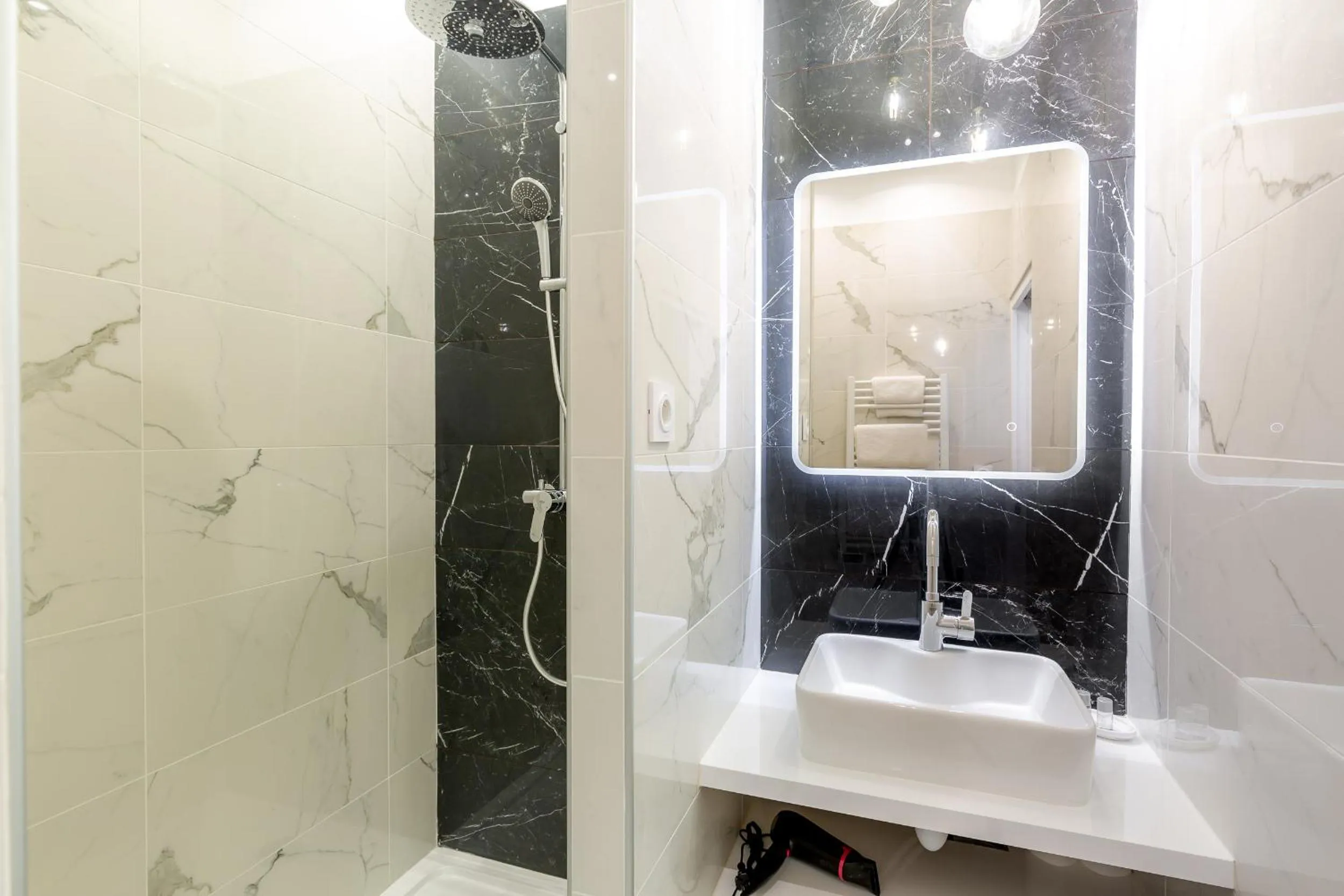 Bathroom in Les appartements chics du Vieux-Port