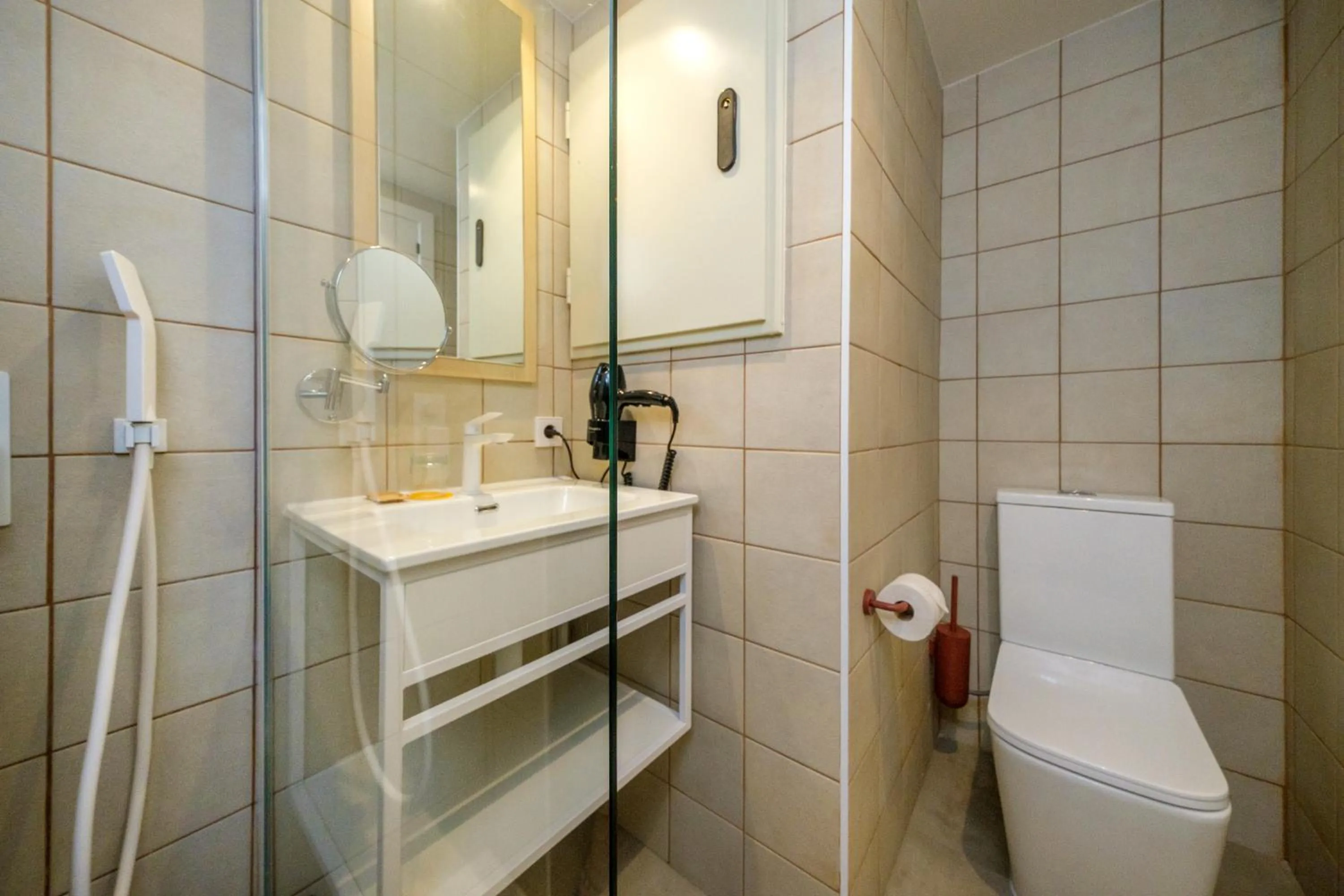 Bathroom in Cabot Cala Ferrera