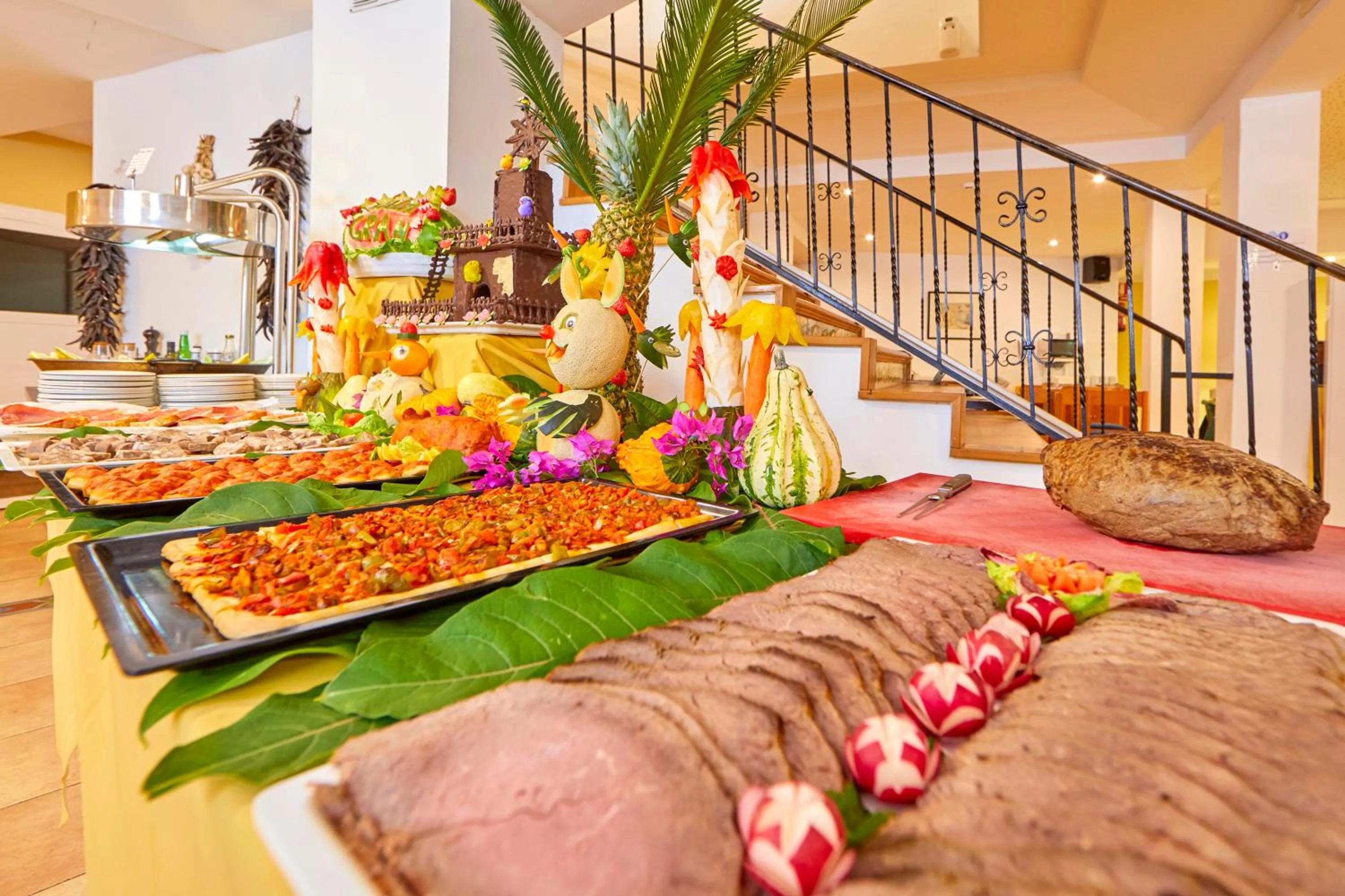 Restaurant/places to eat in Gavimar Cala Gran Hotel and Apartments