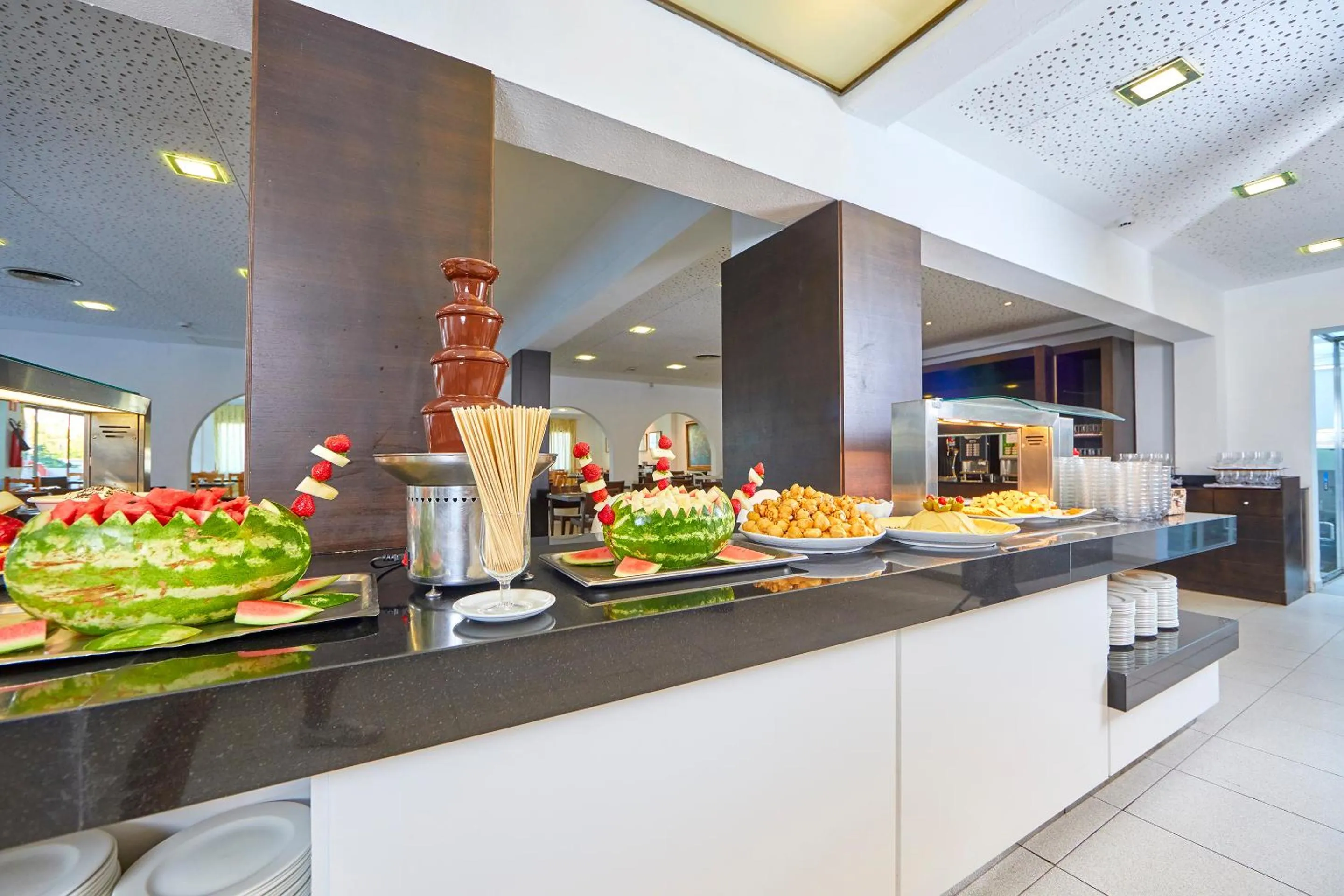 Restaurant/places to eat in Gavimar Ariel Chico Hotel and Apartments