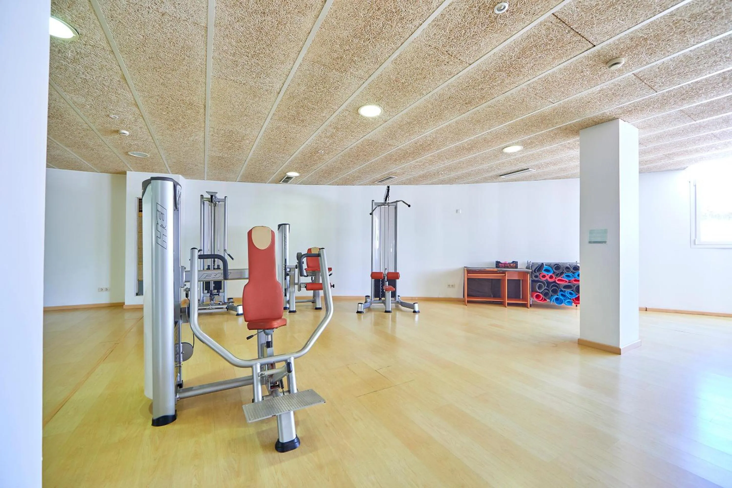 Fitness centre/facilities in Gavimar Ariel Chico Hotel and Apartments