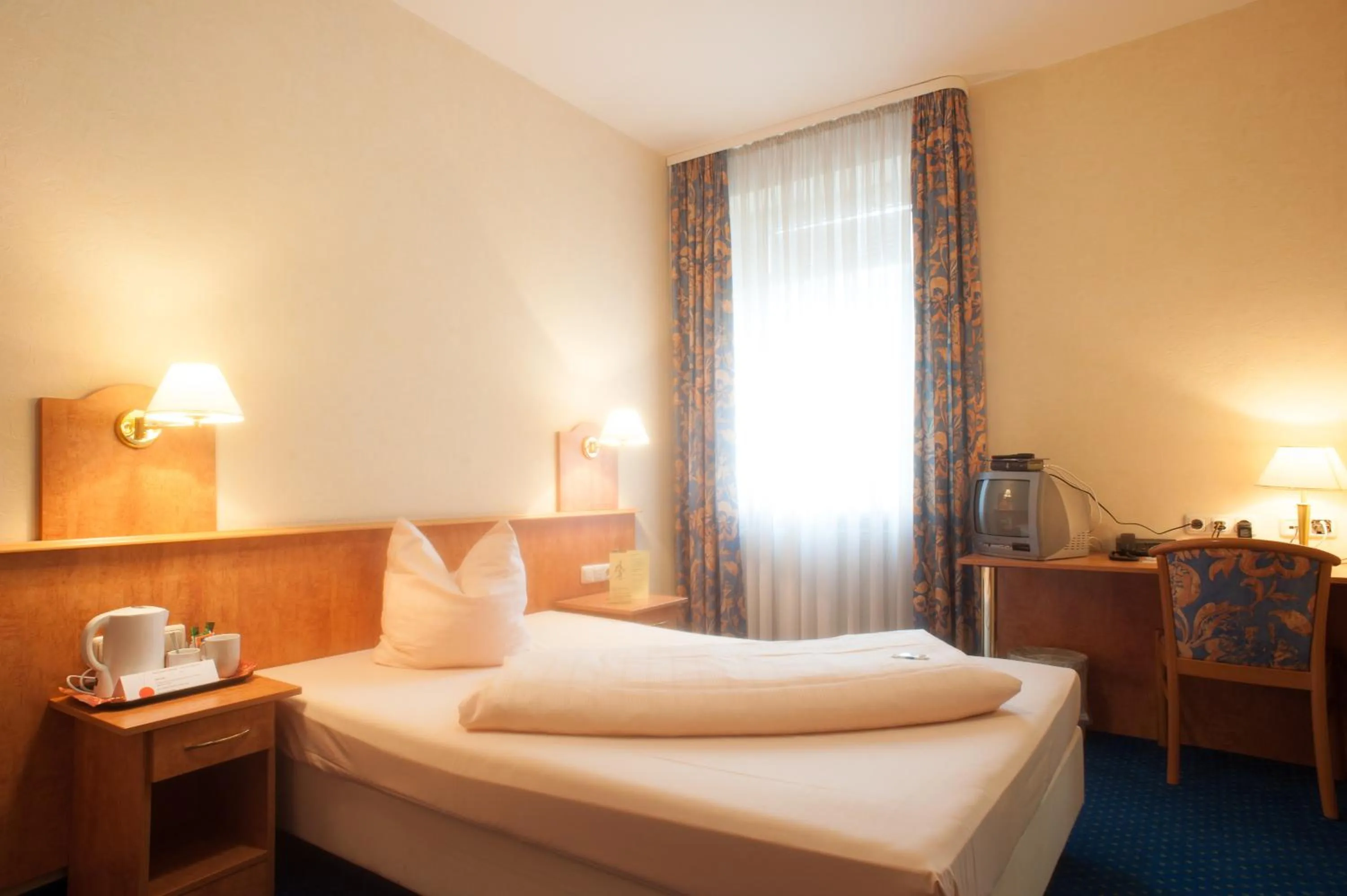 Photo of the whole room, Bed in Domizil Alte Post