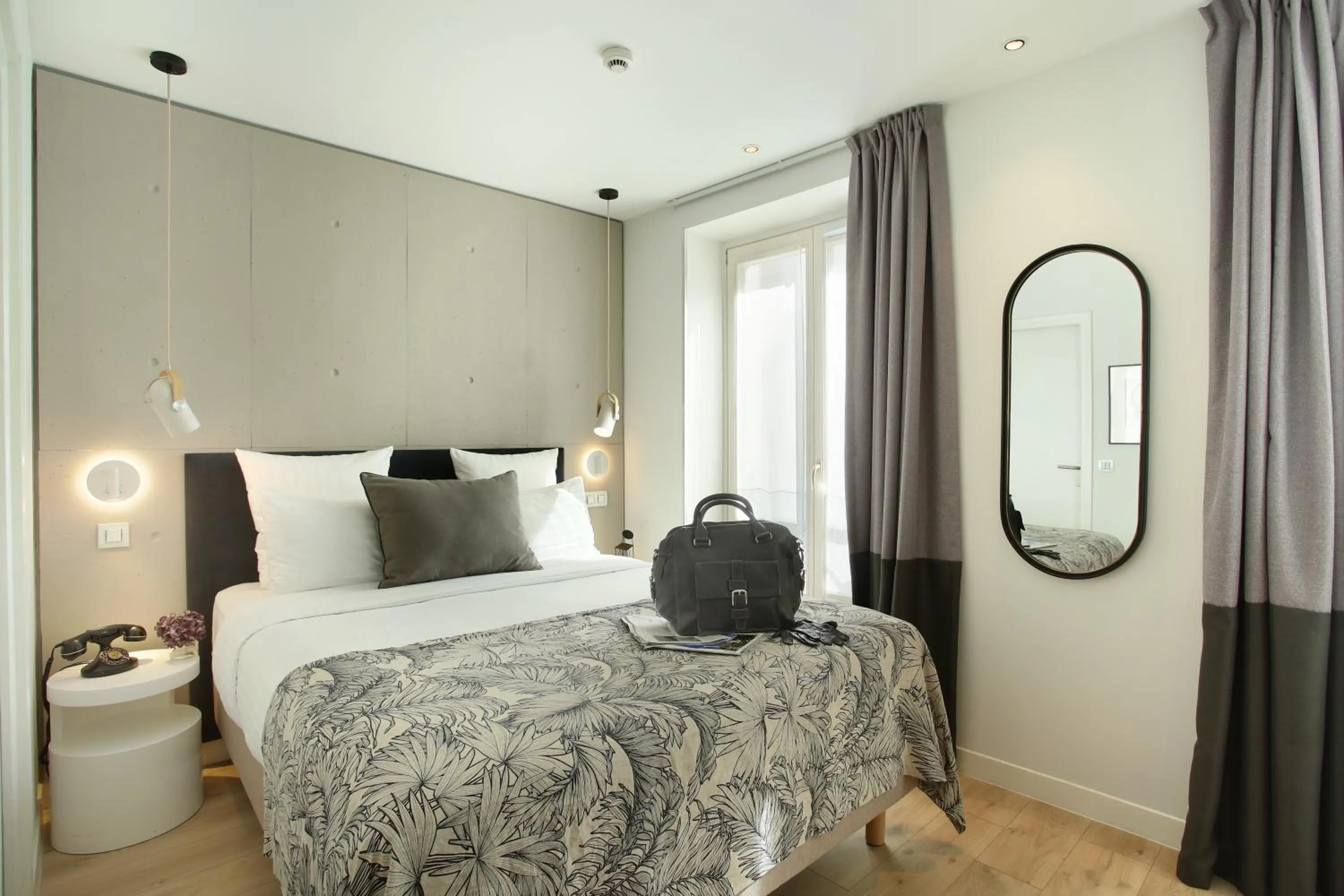 Photo of the whole room, Bed in Le Basile Hôtel