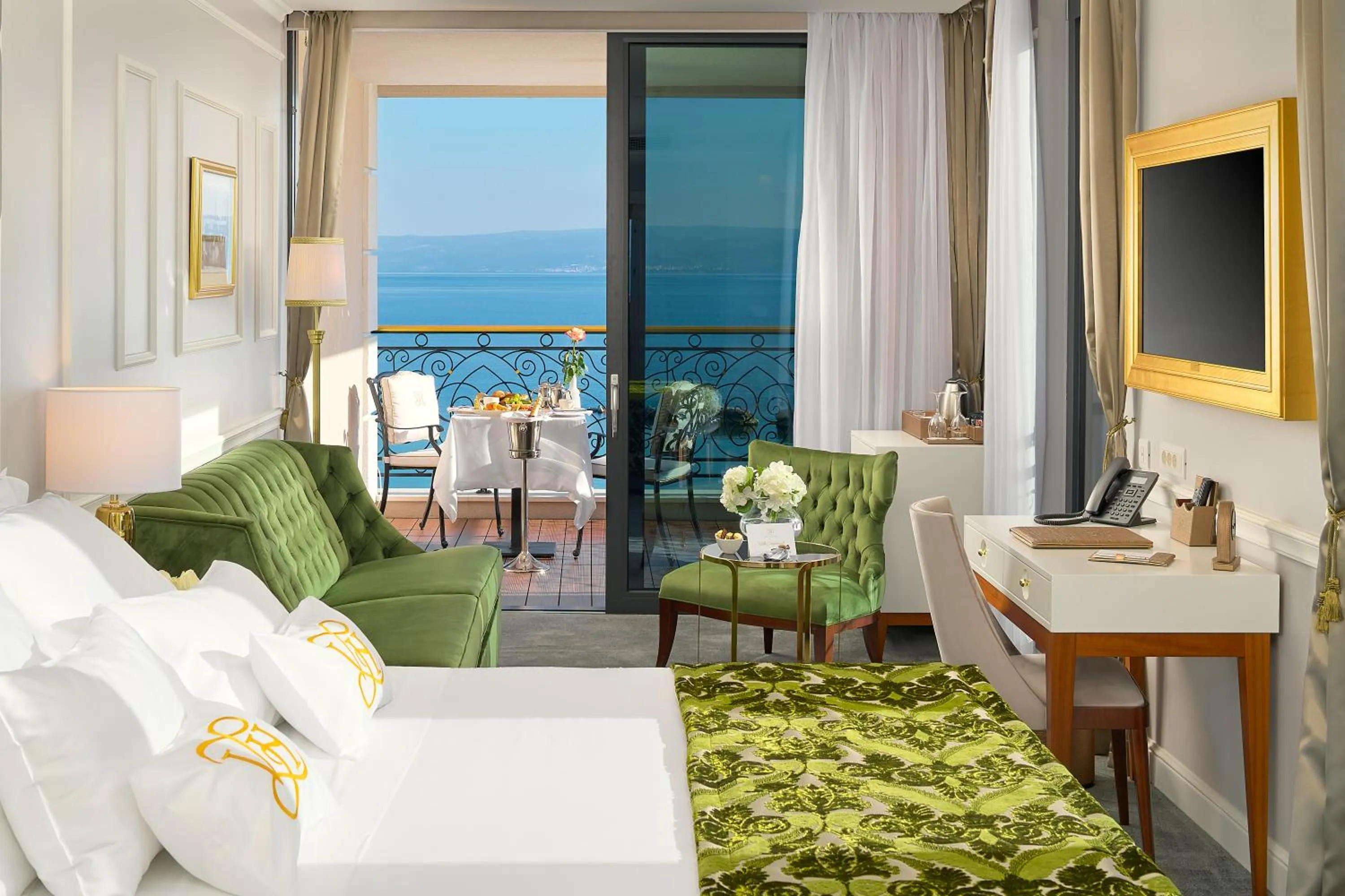 Bed in Hotel Villa Harmony