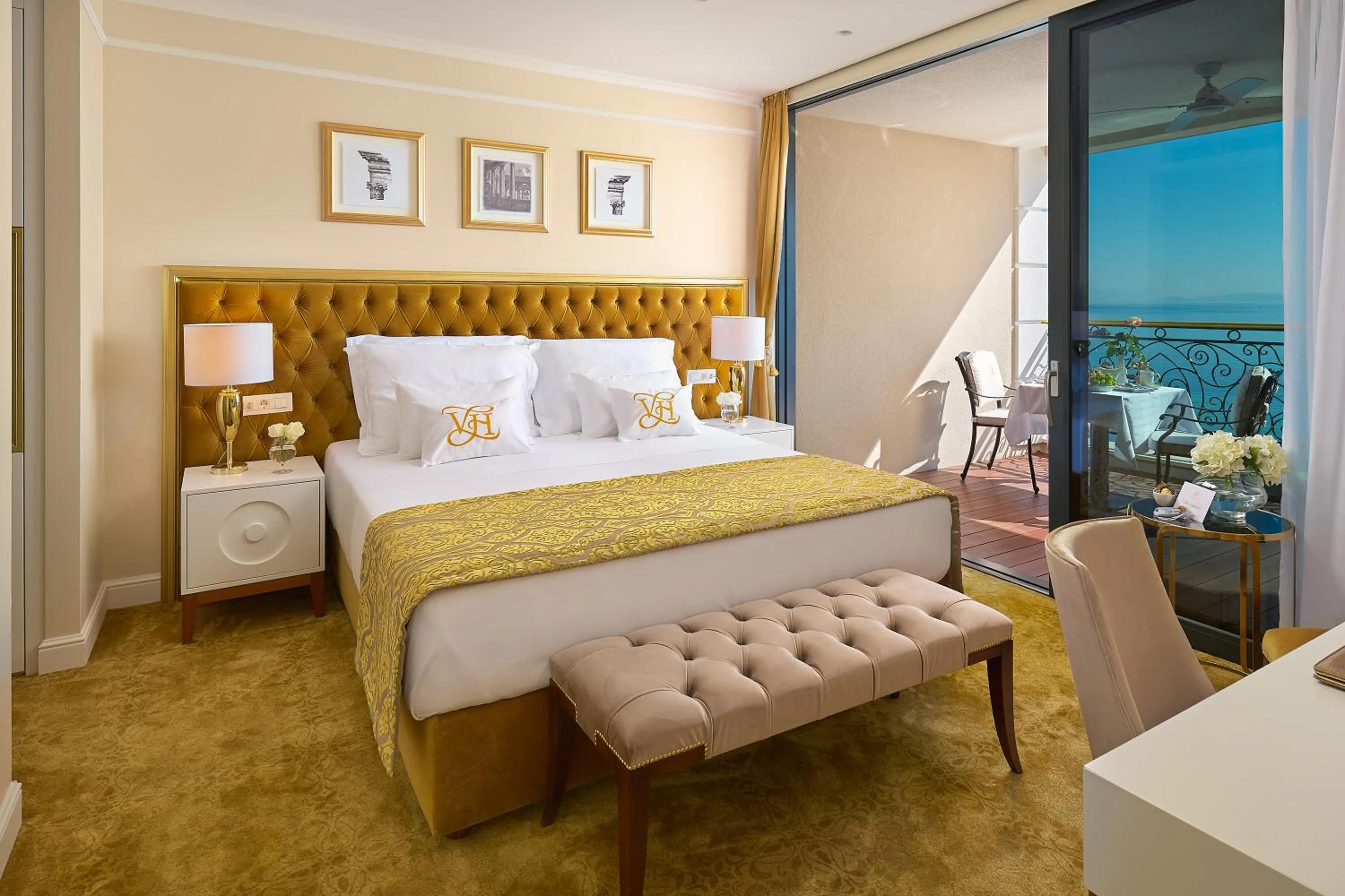 Bed in Hotel Villa Harmony