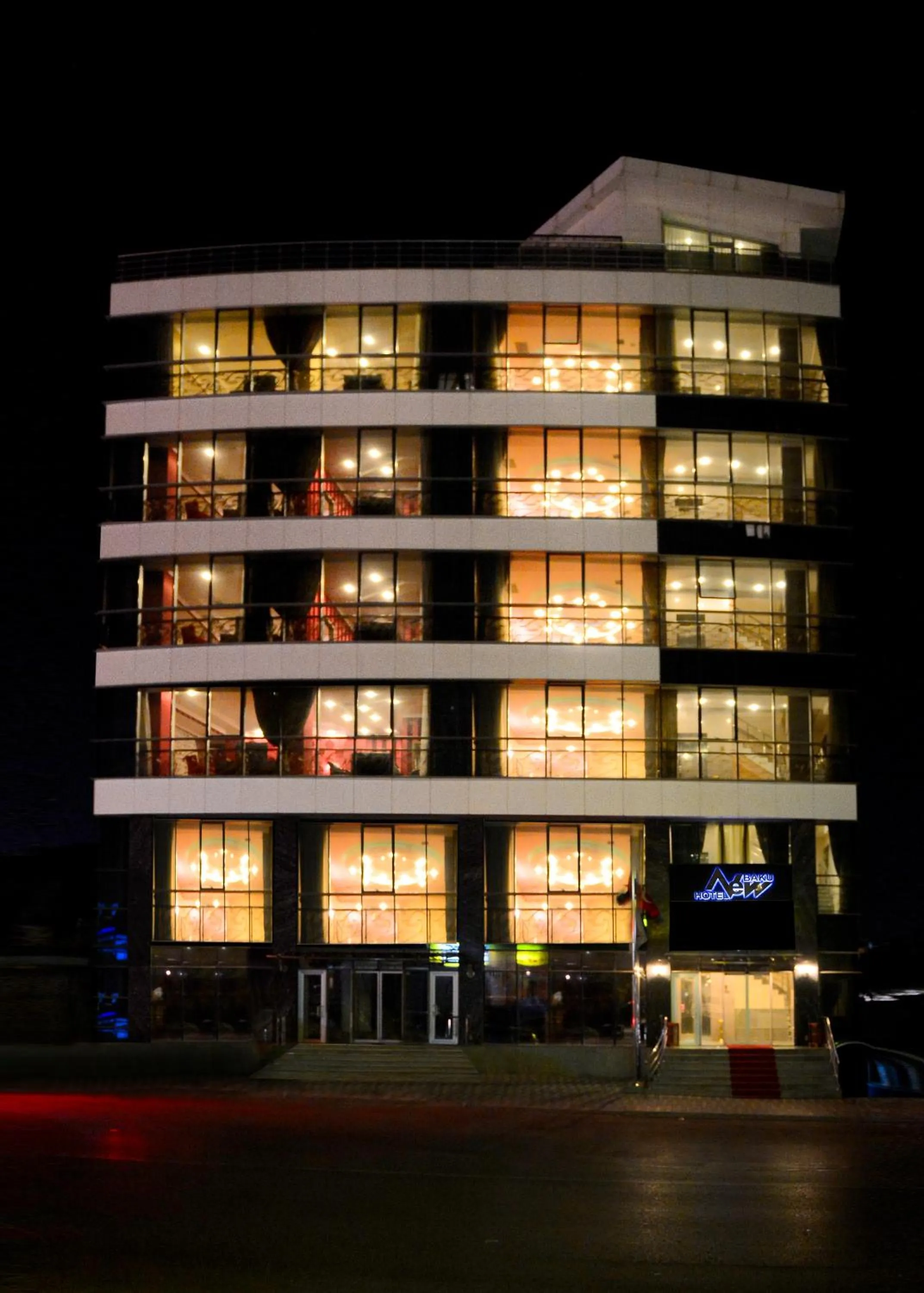 Property building in New Baku Hotel