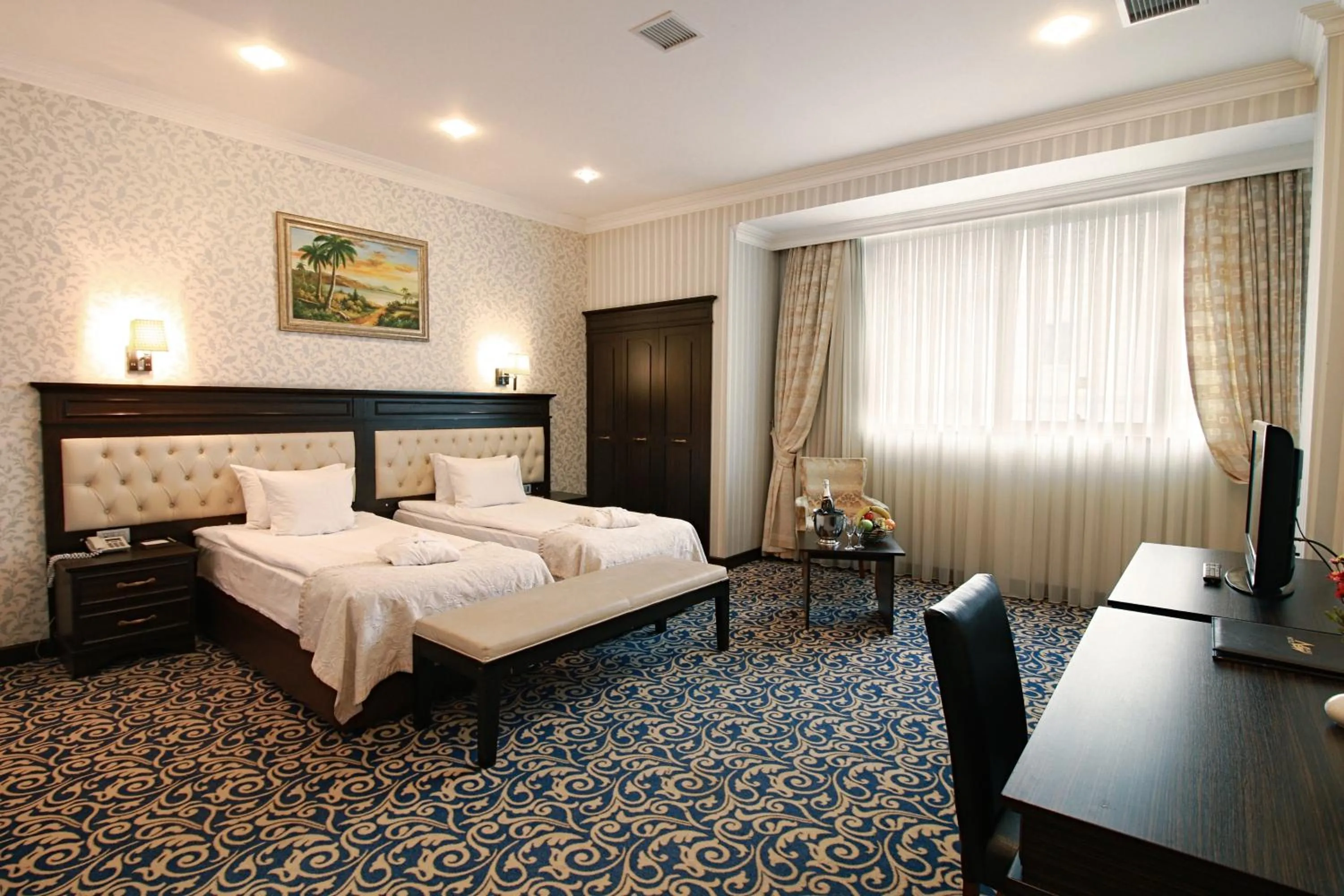 Photo of the whole room in New Baku Hotel