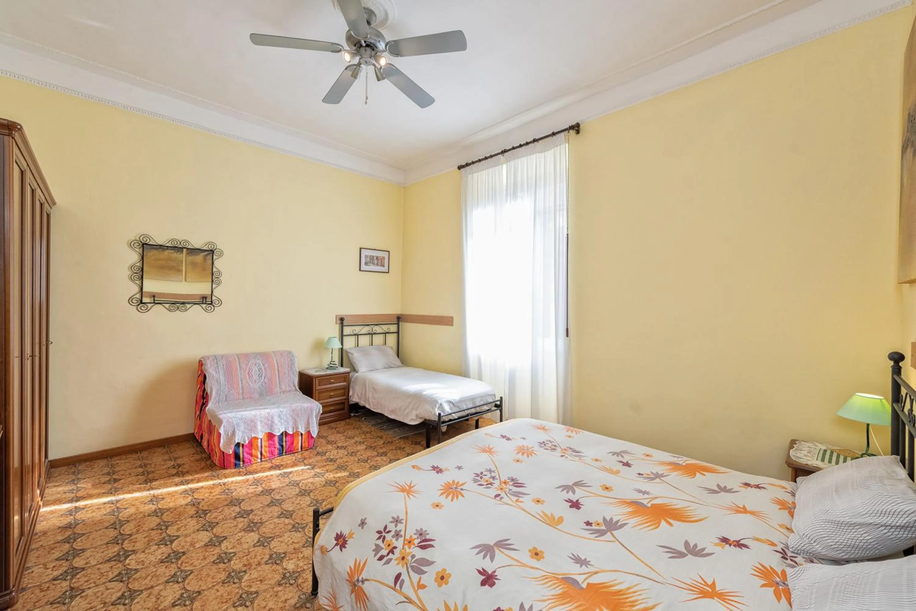 Bed in A Vinicius et Mita