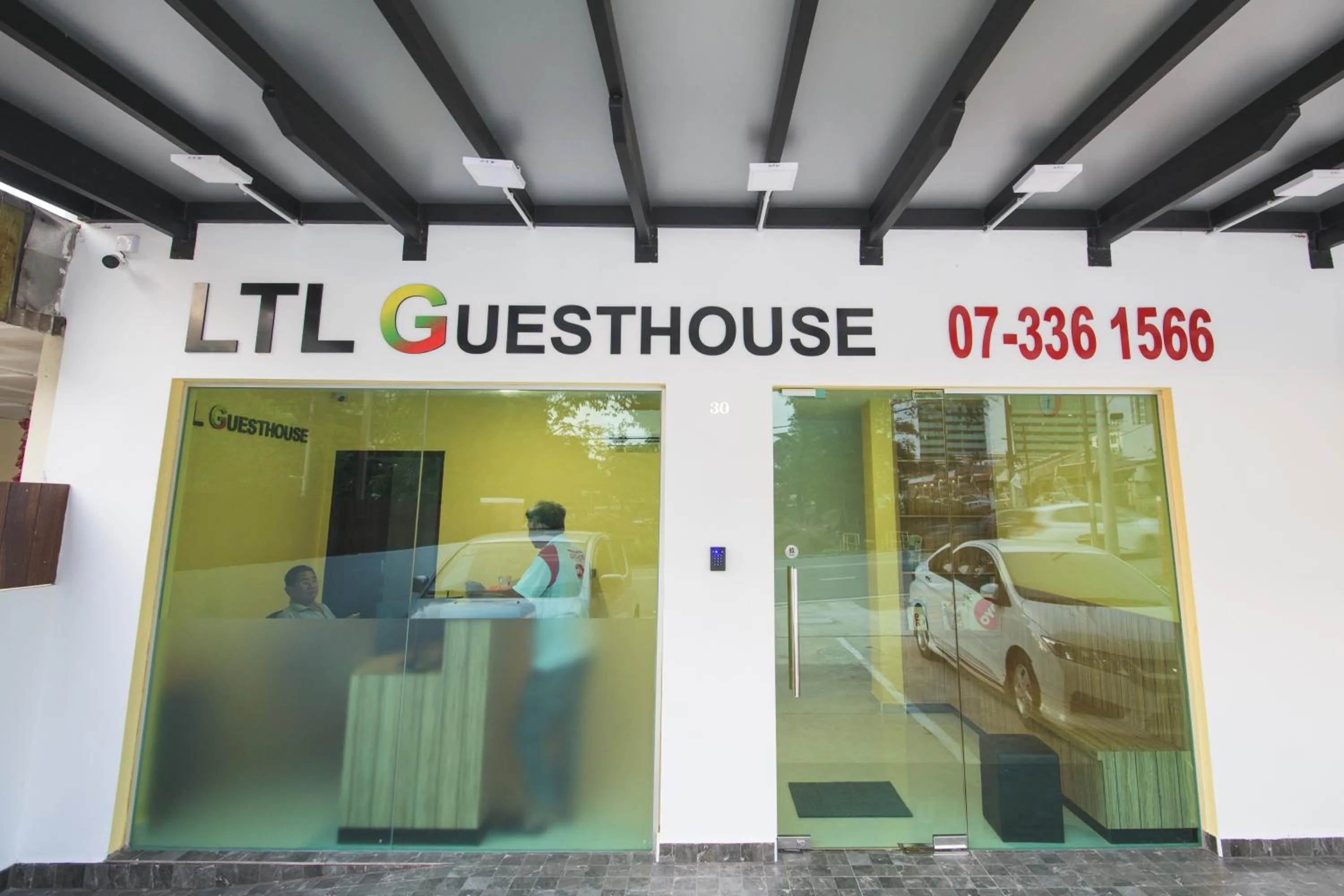 Facade/entrance in LTL Guesthouse
