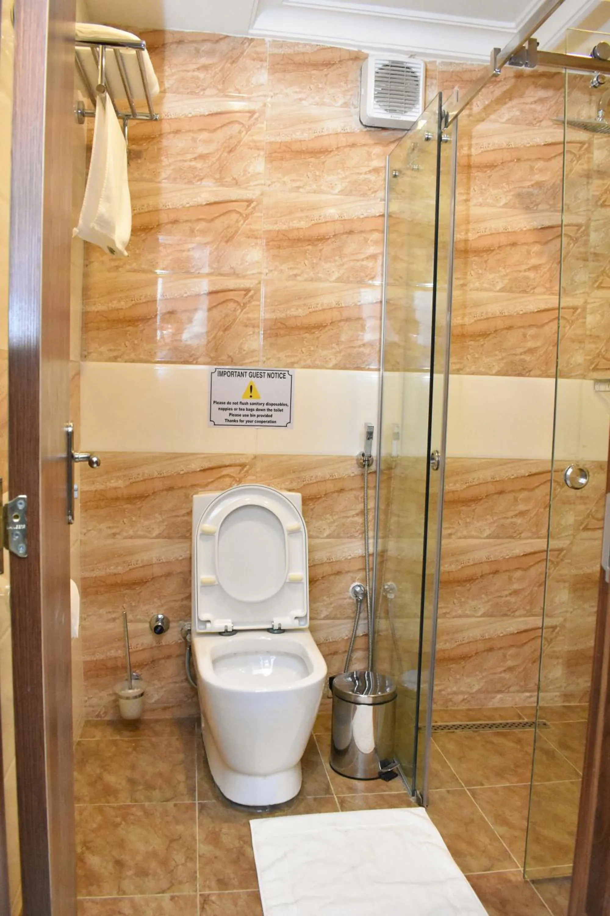 Bathroom in Qualibest Grand Hotels