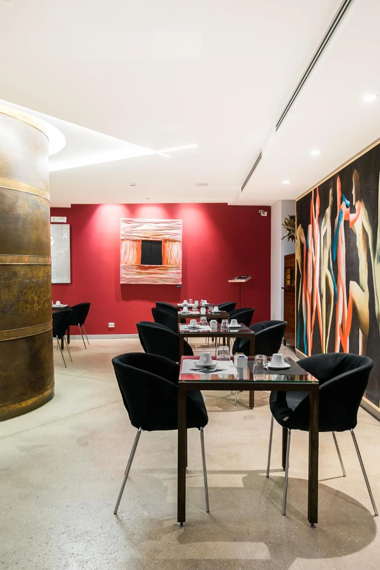 Restaurant/places to eat in Hotel La Rovere