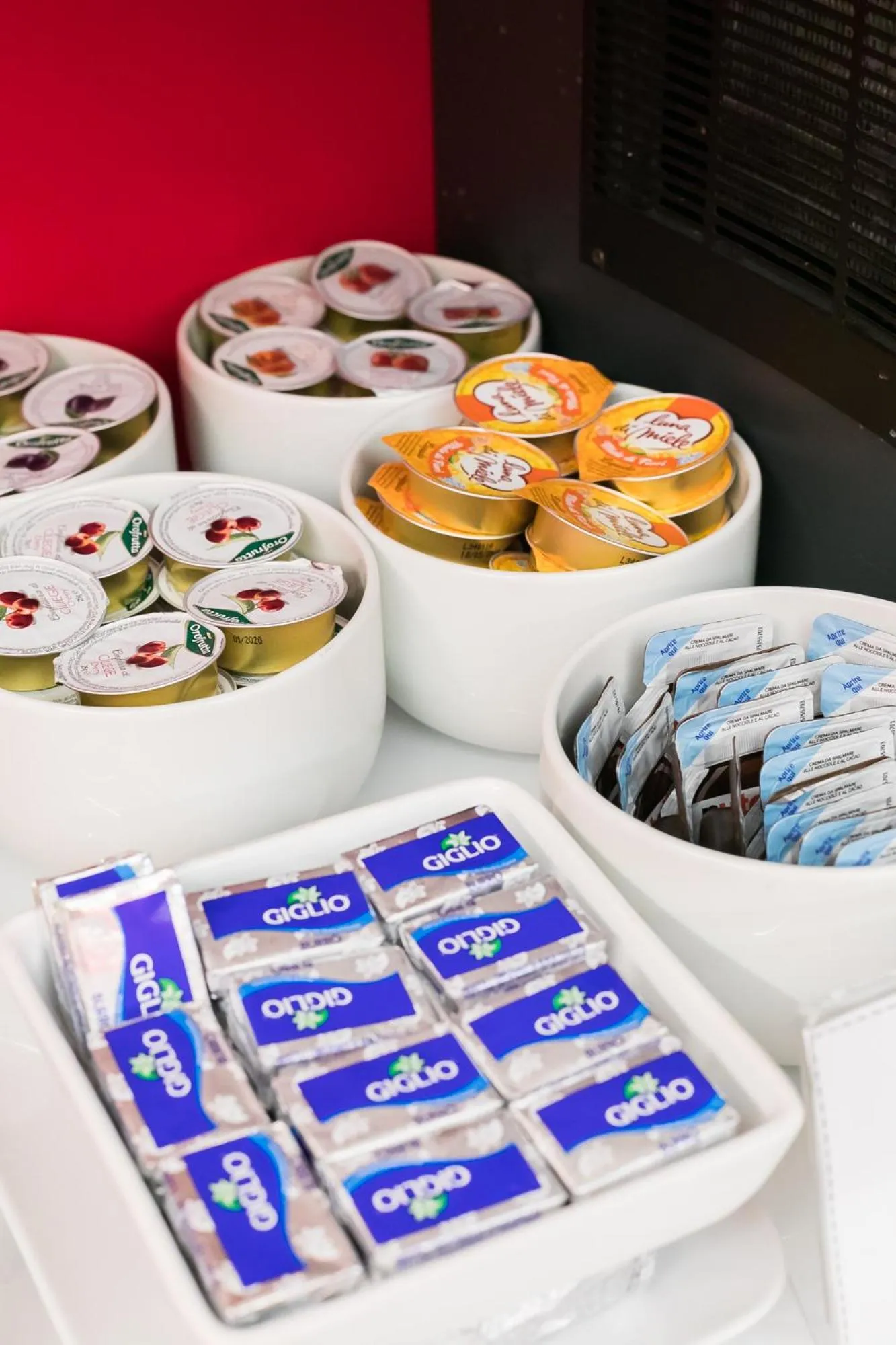 Buffet breakfast in Hotel La Rovere