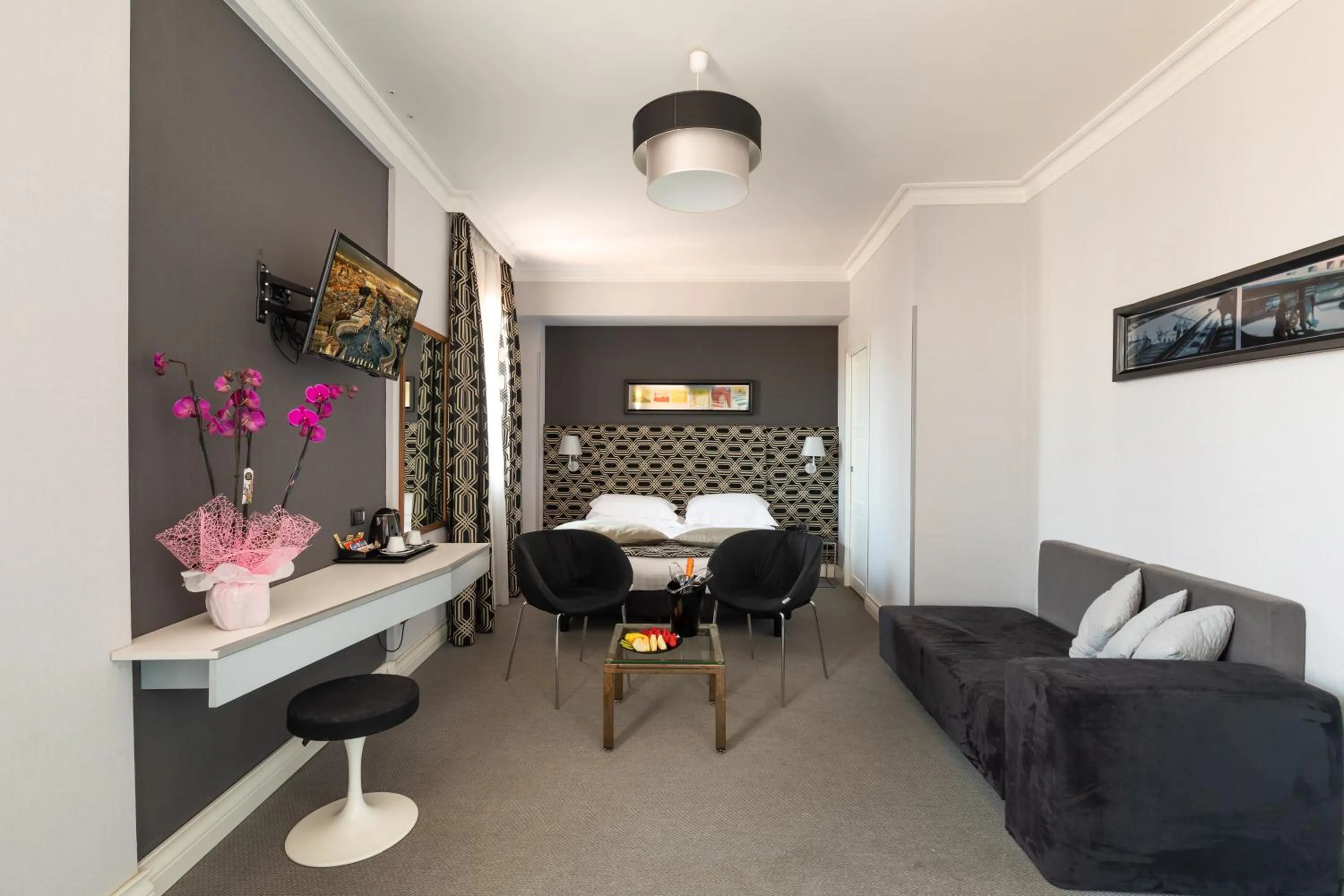 Bedroom in Hotel La Rovere