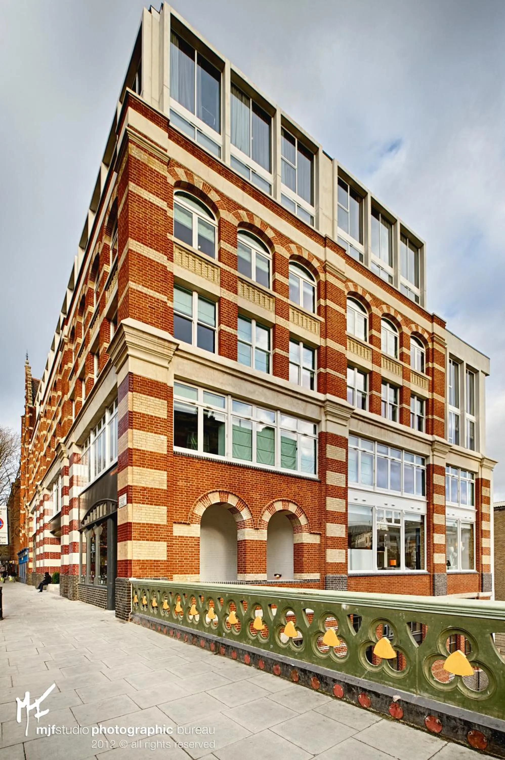 Facade/entrance in The Rosebery by Supercity Aparthotels