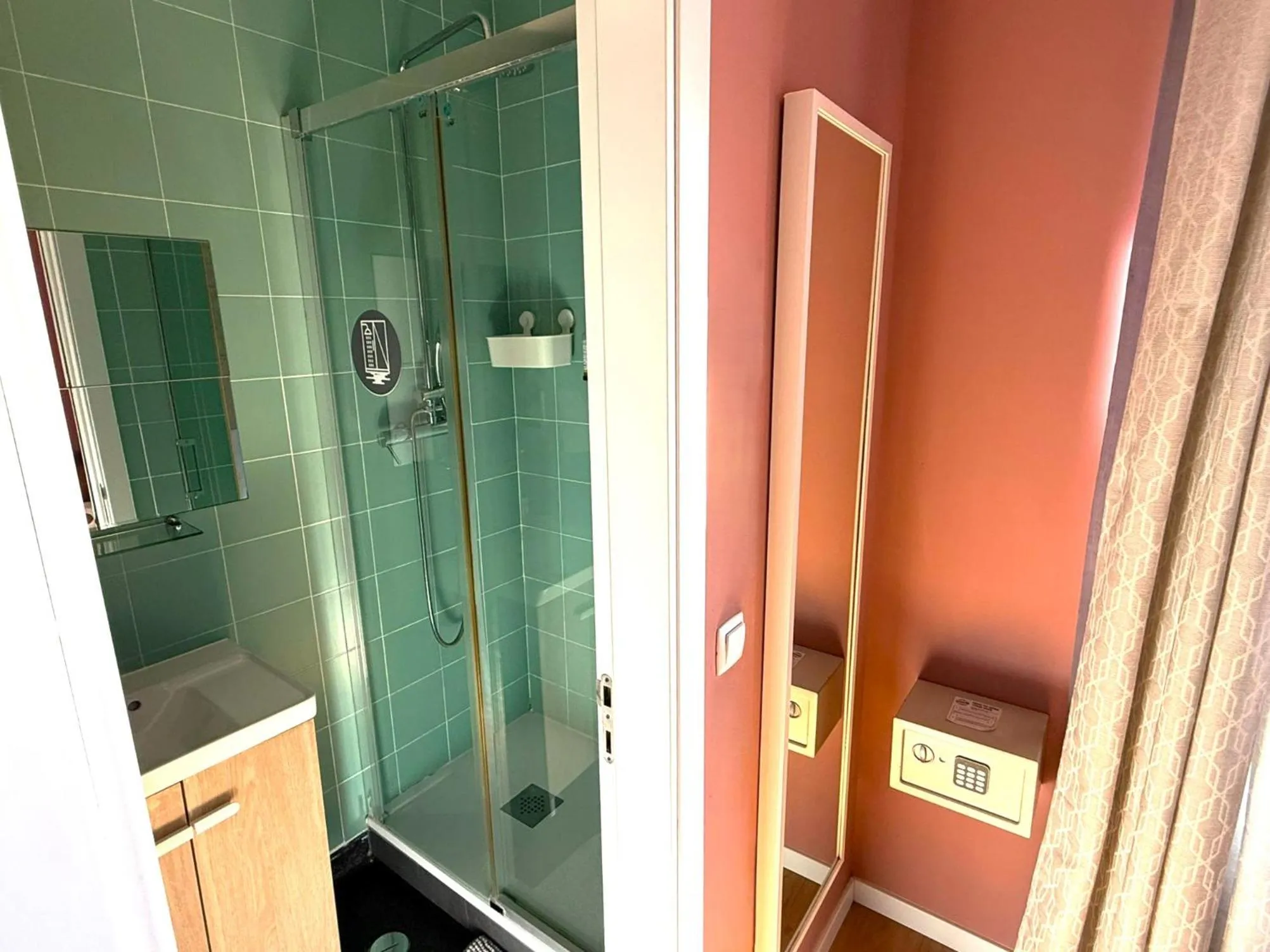 Sunset Destination Hostel