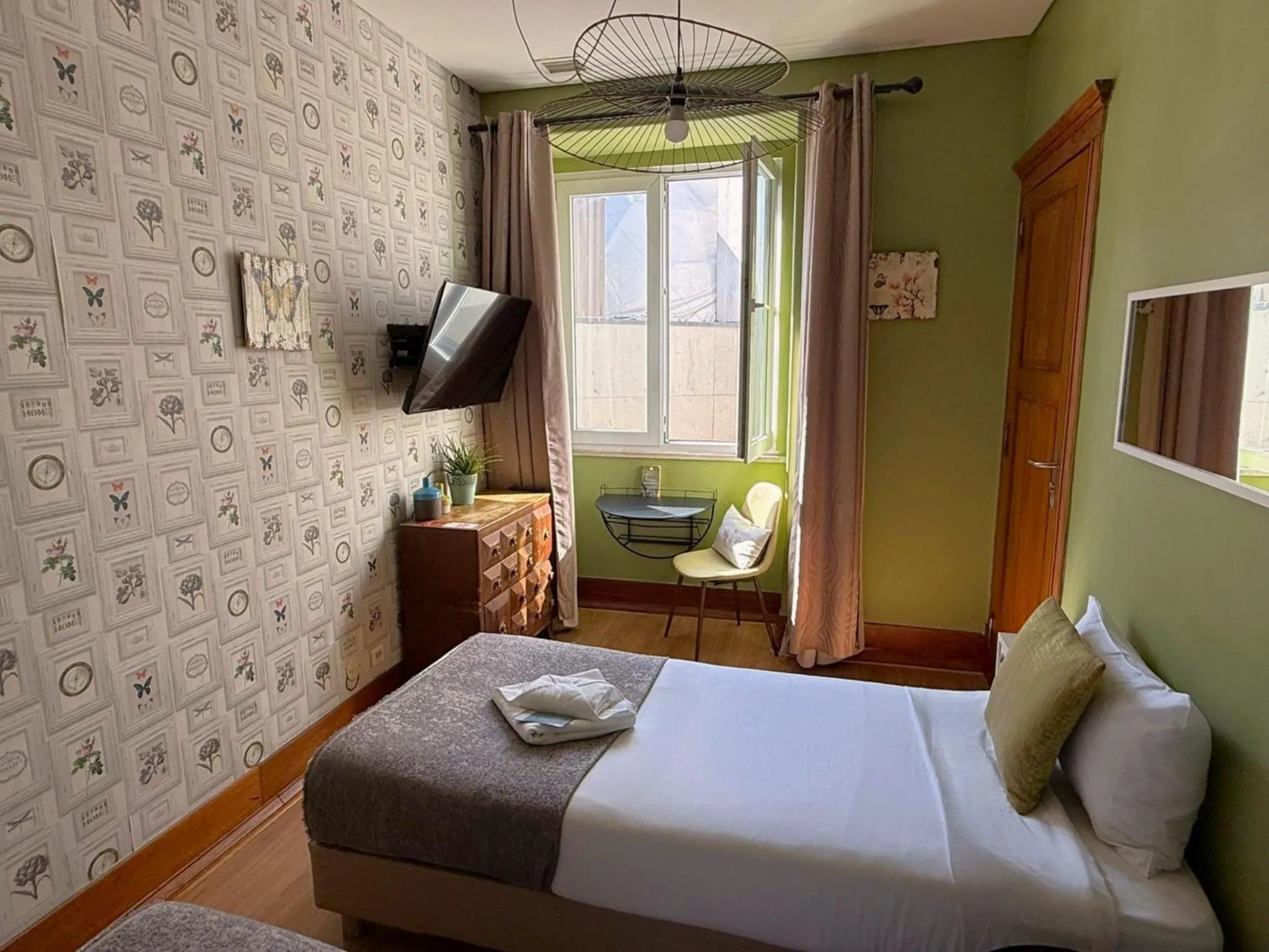 Bed in Sunset Destination Hostel