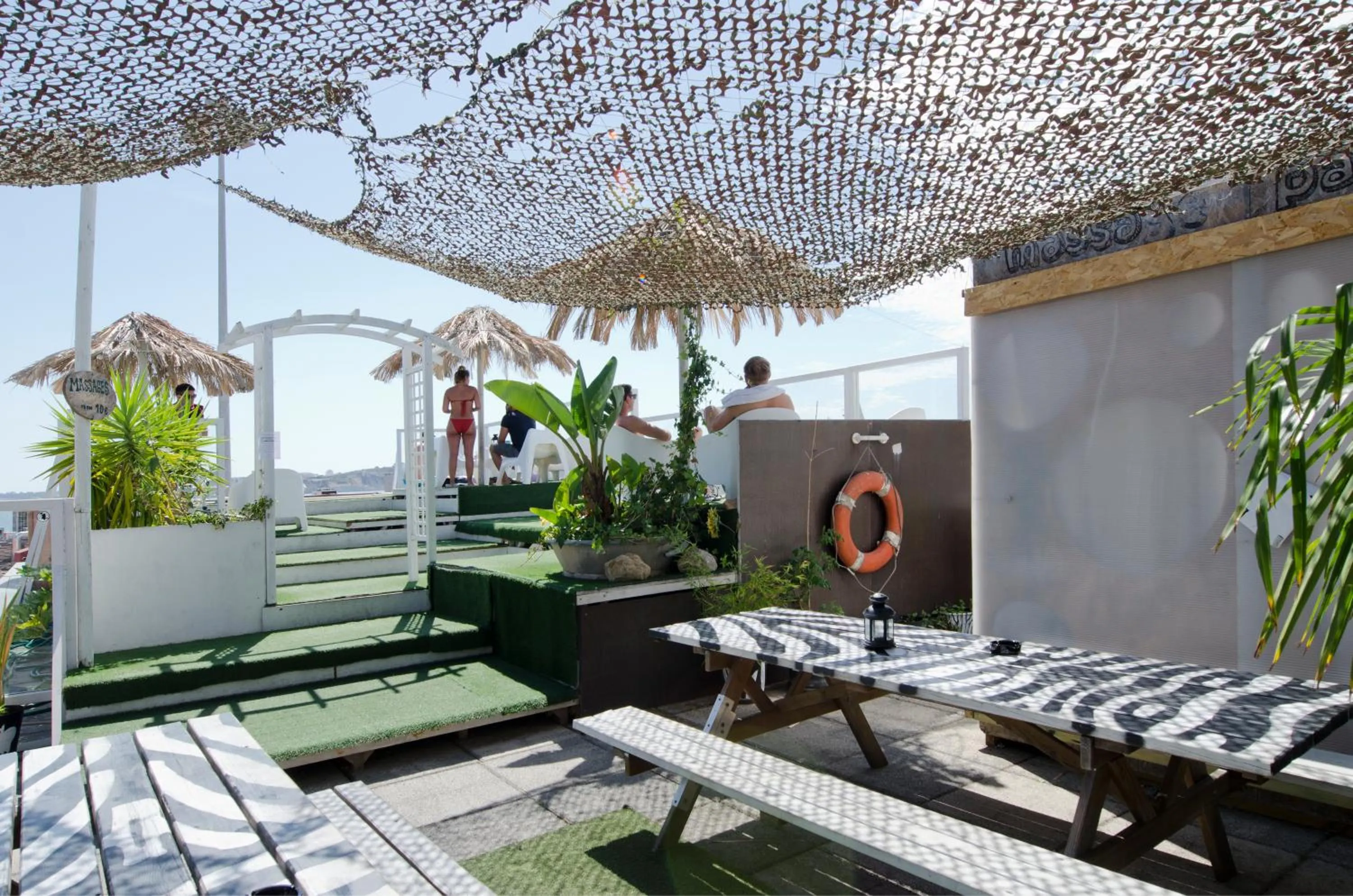 Balcony/Terrace in Sunset Destination Hostel