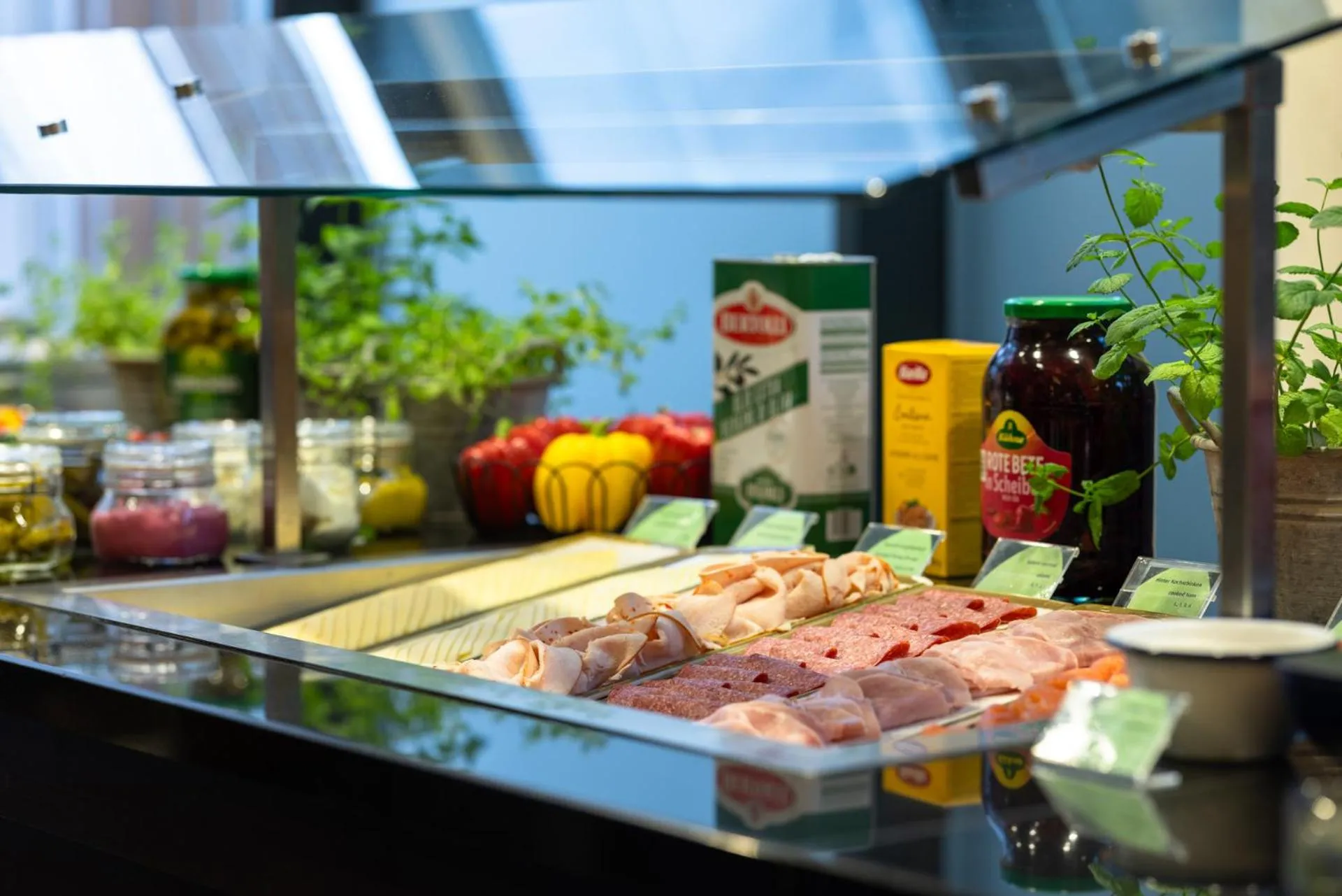 Breakfast in The Rilano Hotel München