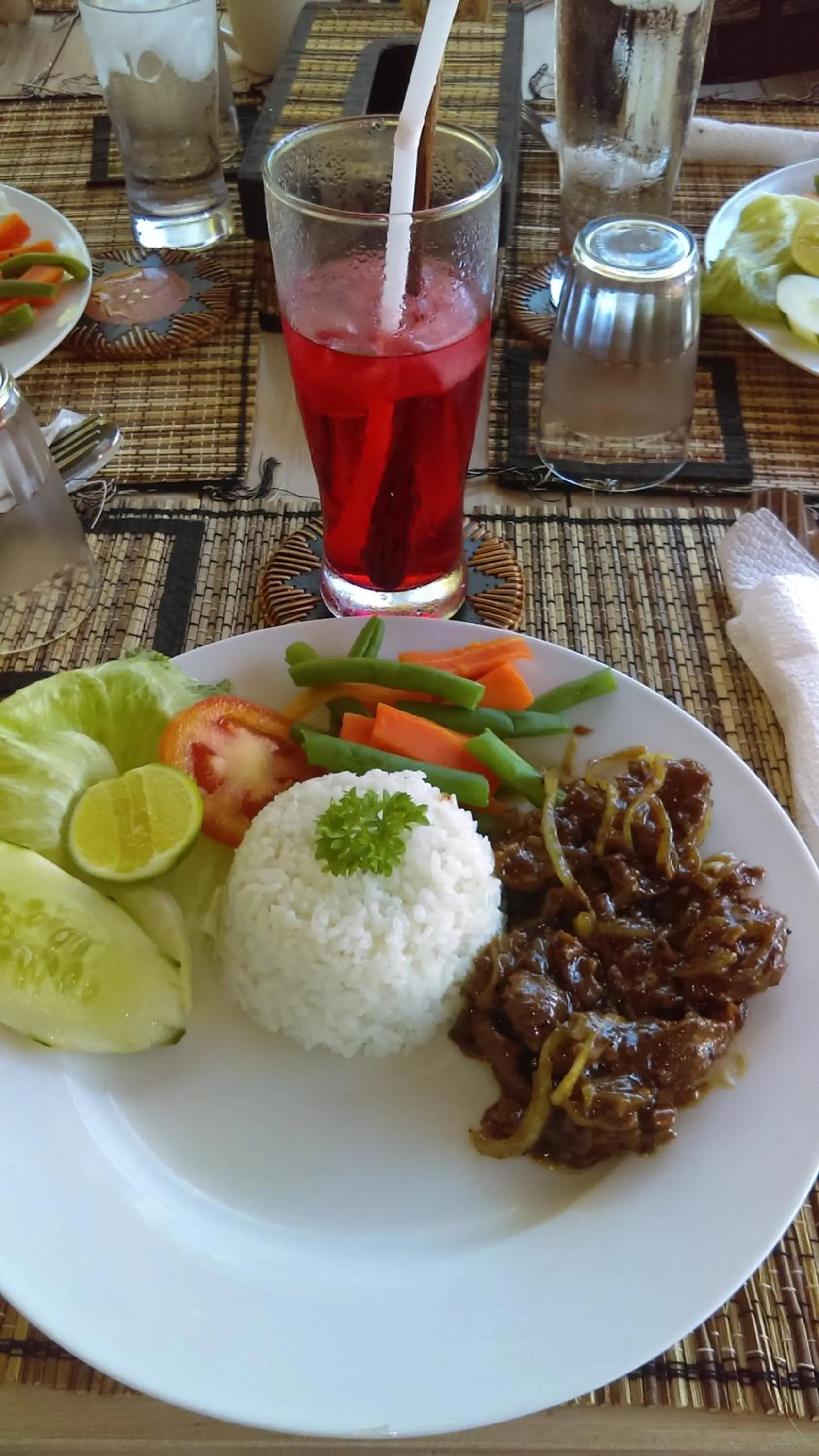 Dinner in La Gautch Bungalow