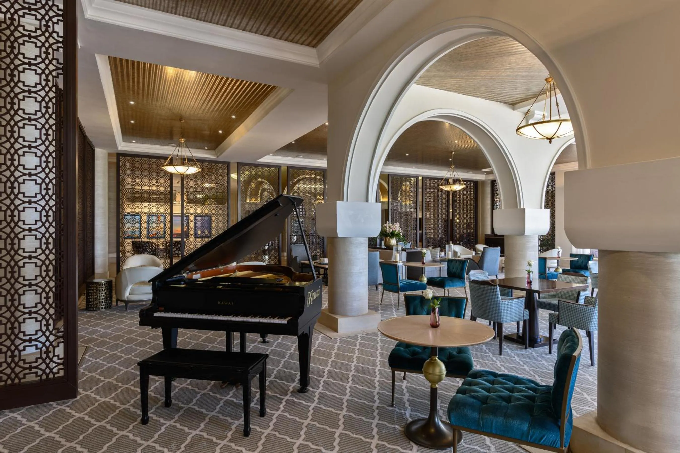 Restaurant/places to eat in Elysium