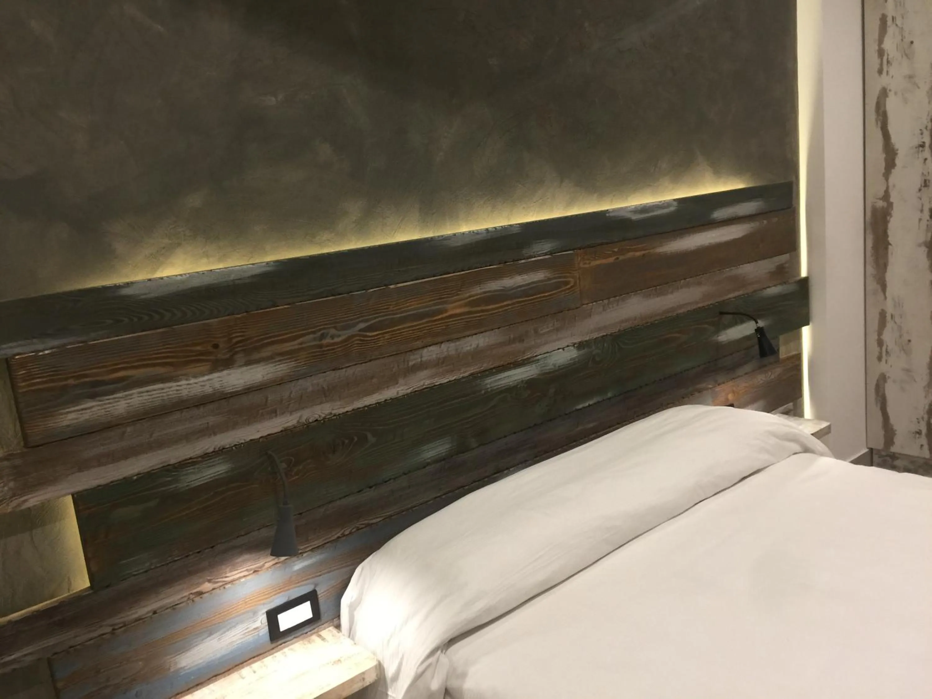 Bed in DOMUS VESUVIO