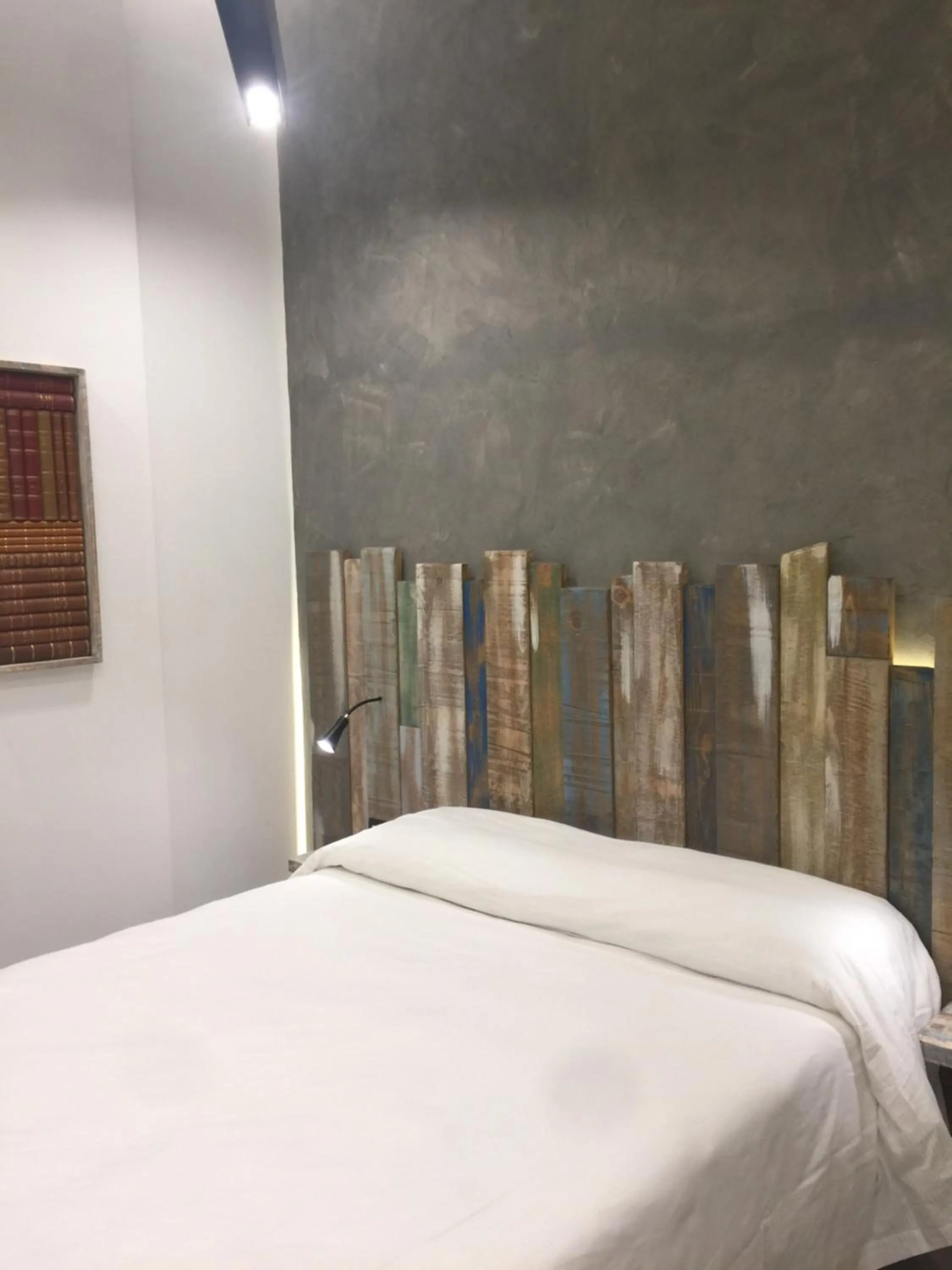 Bed in DOMUS VESUVIO