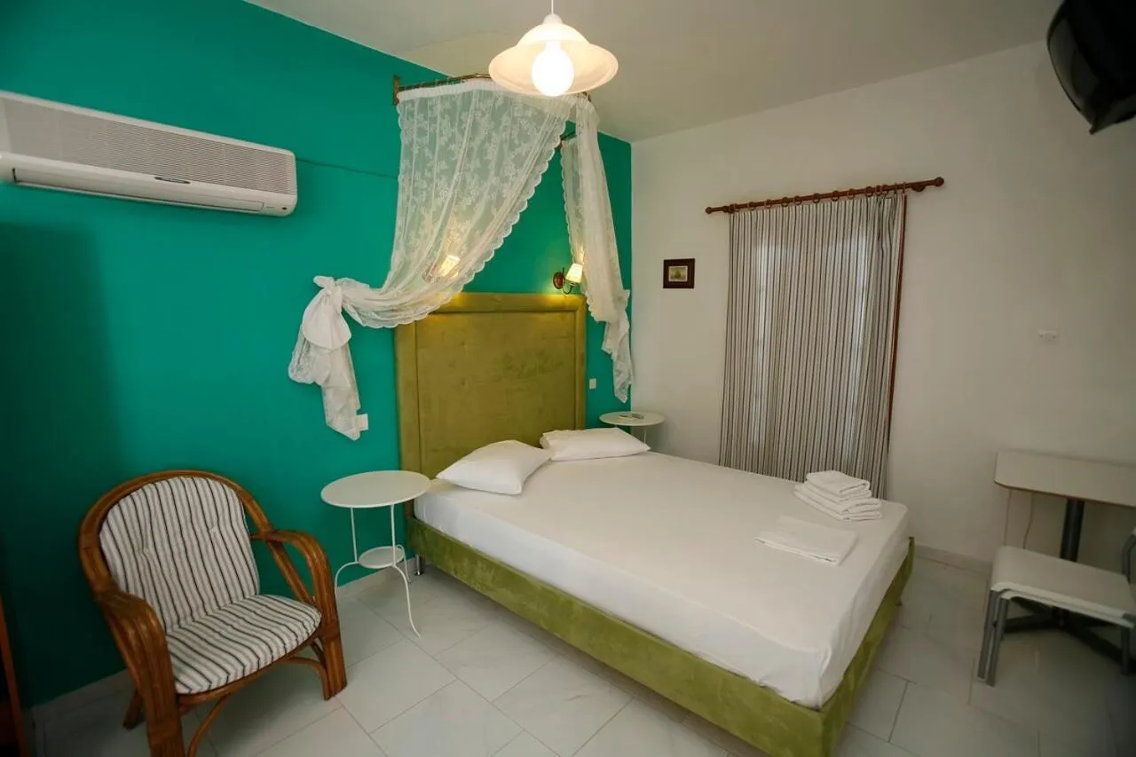 Bed in Azolimnos Bay