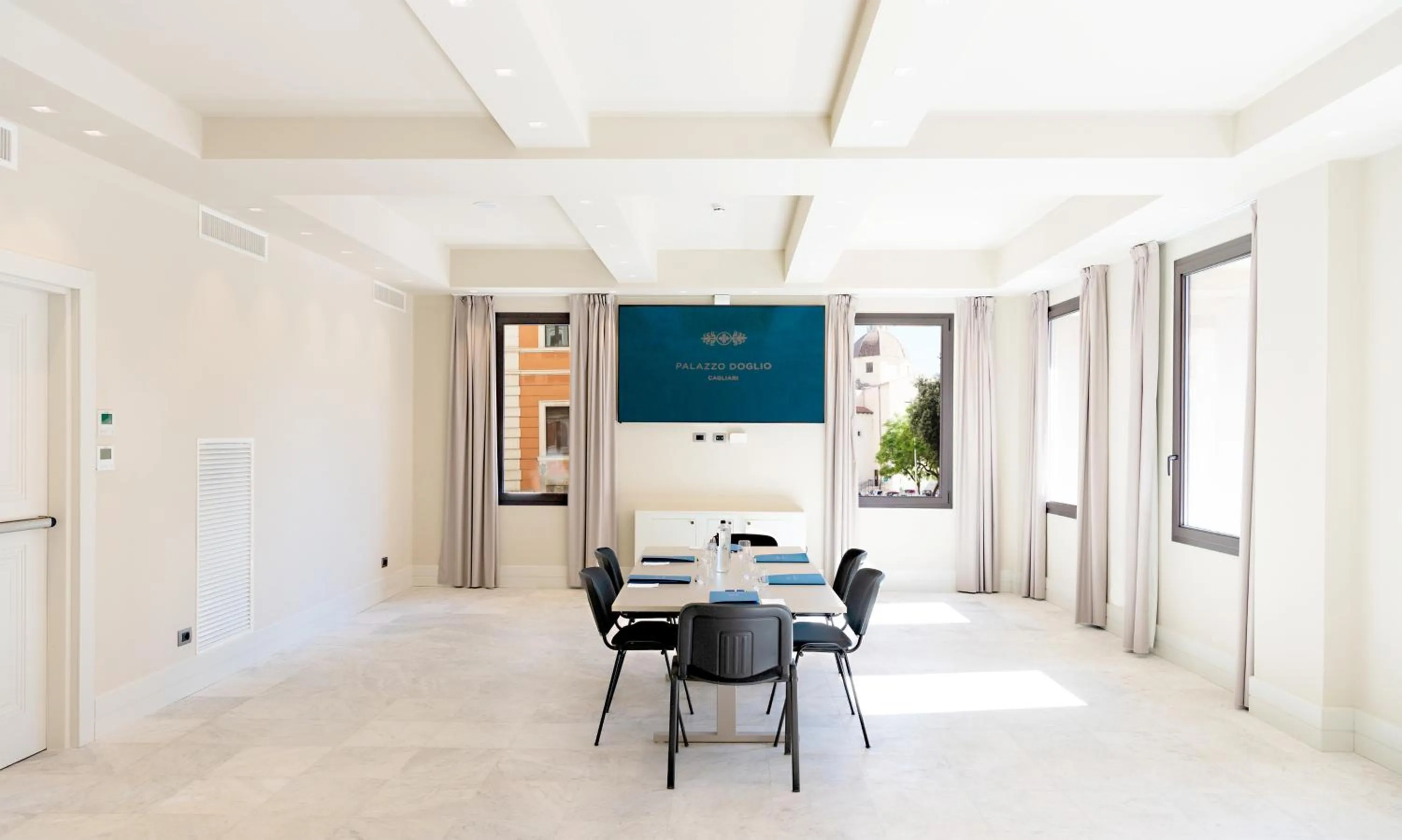 Meeting/conference room in Palazzo Doglio