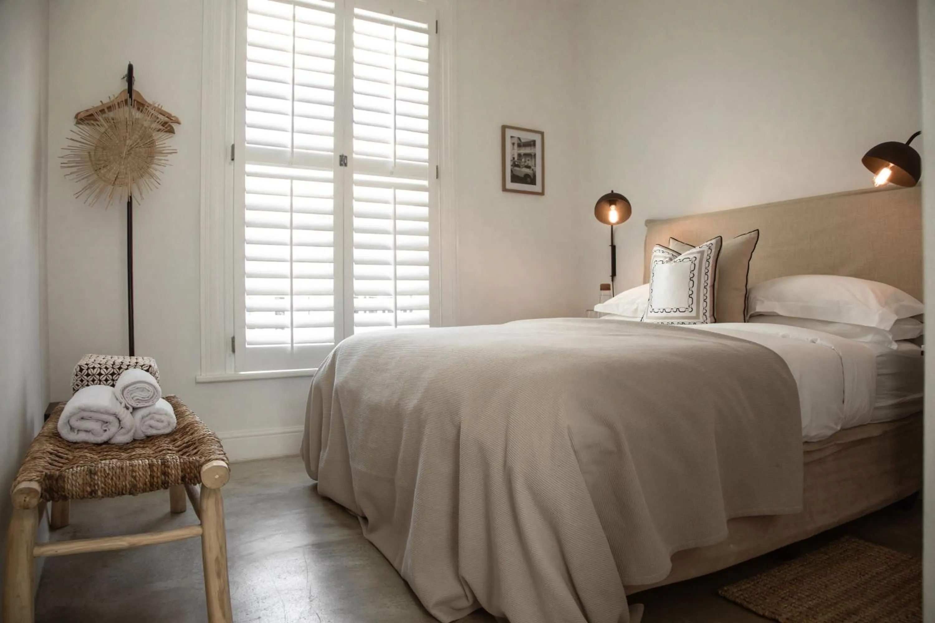 Photo of the whole room, Bed in NOAH House