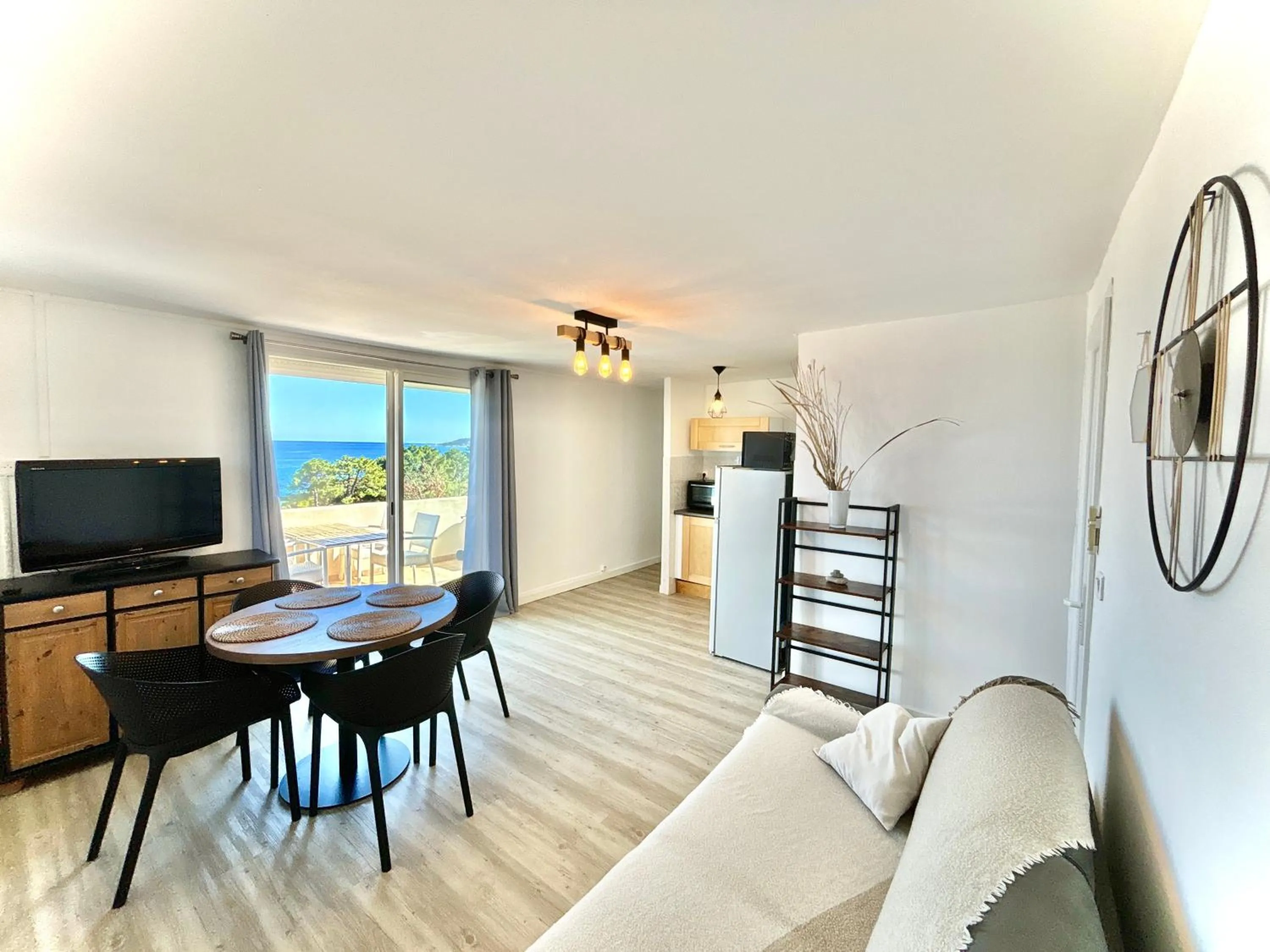 Communal lounge/ TV room in Residence Canella