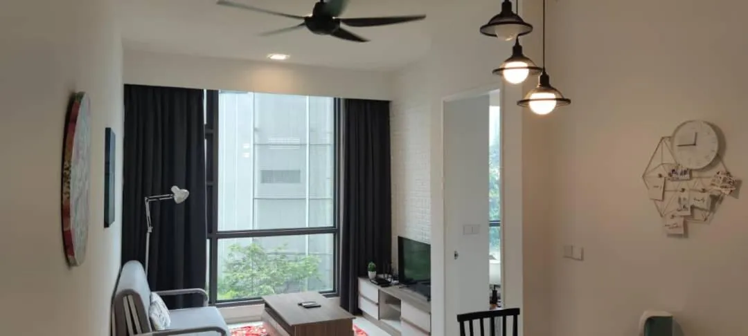 Living room in The Robertson Bukit Bintang by Wowhome