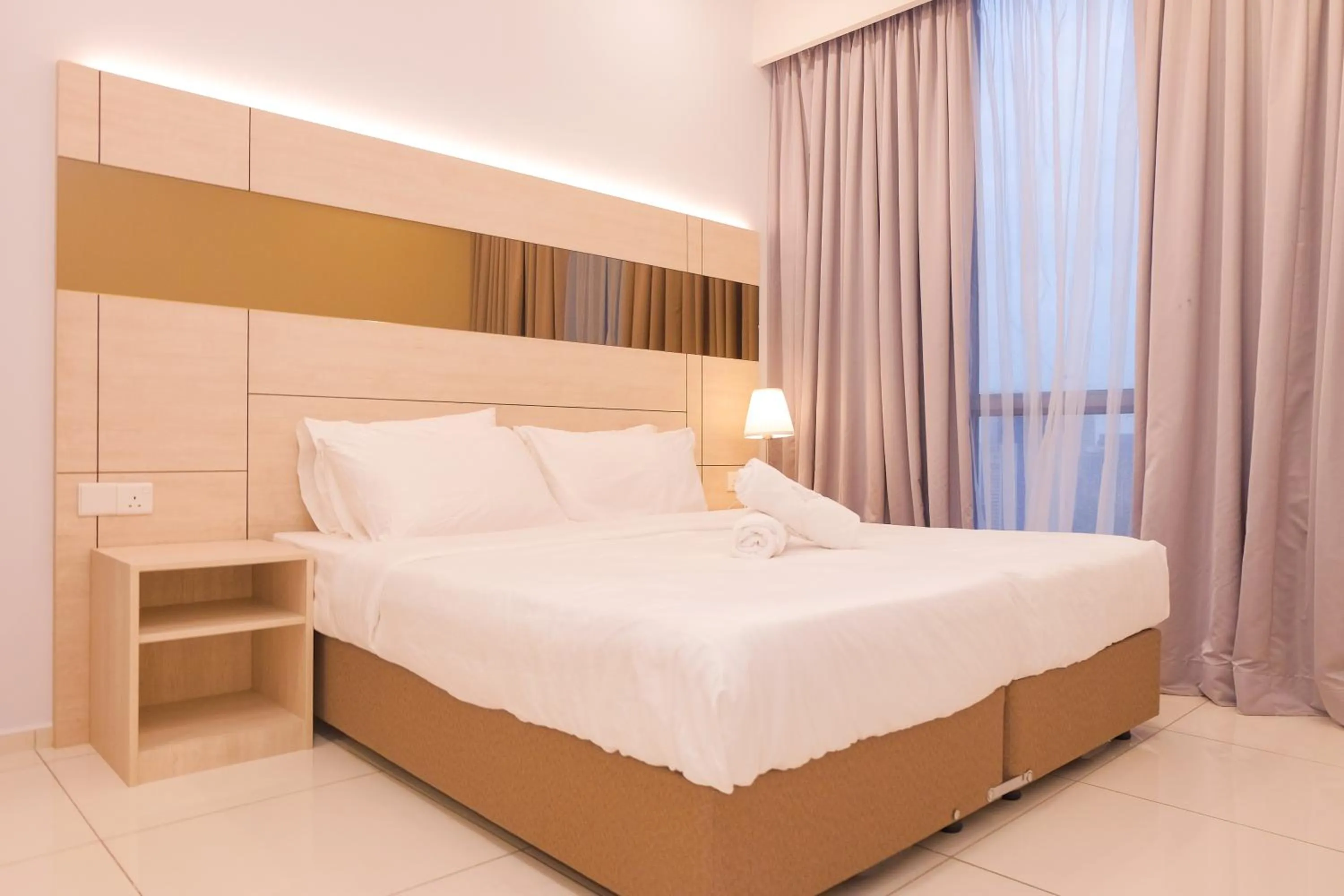 Bed in The Robertson Bukit Bintang by Wowhome