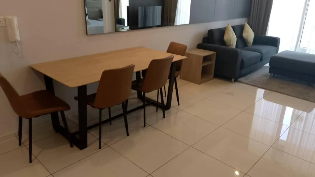 Living room in The Robertson Bukit Bintang by Wowhome