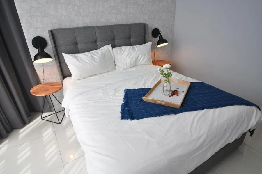 Bed in The Robertson Bukit Bintang by Wowhome